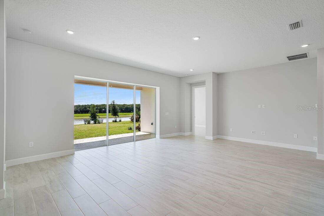 5652 NEVIS TER, KISSIMMEE, FL — photo 11