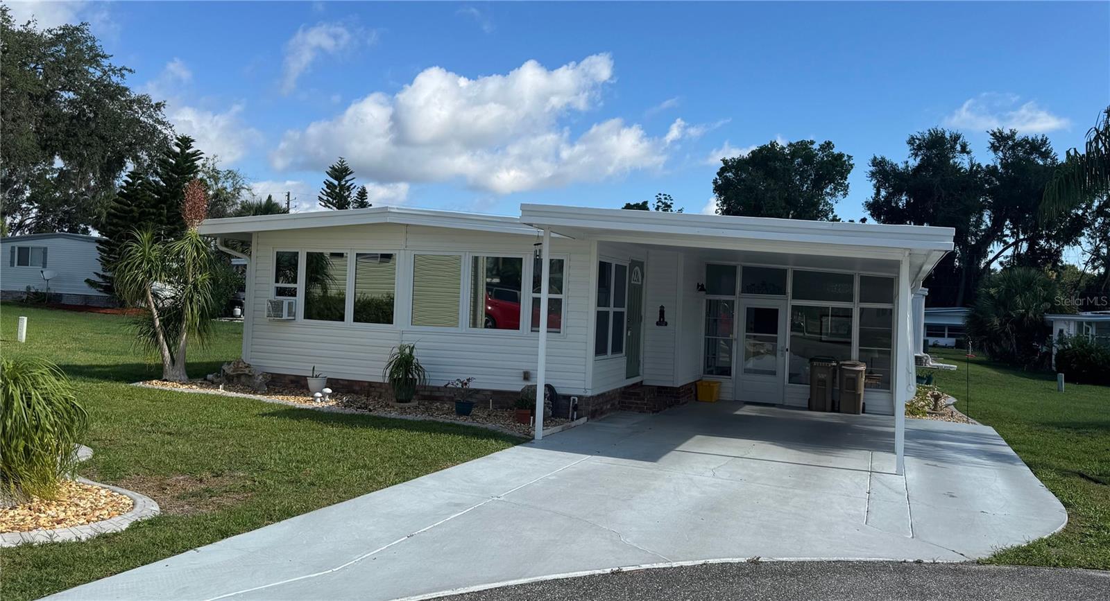 102 TANGELO CV, LEESBURG, FL