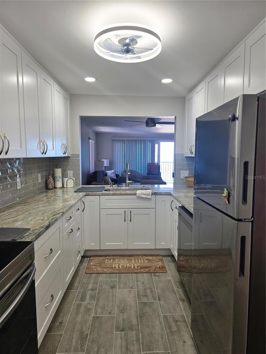 3100 GULF BLVD #221, BELLEAIR BEACH, FL — photo 4