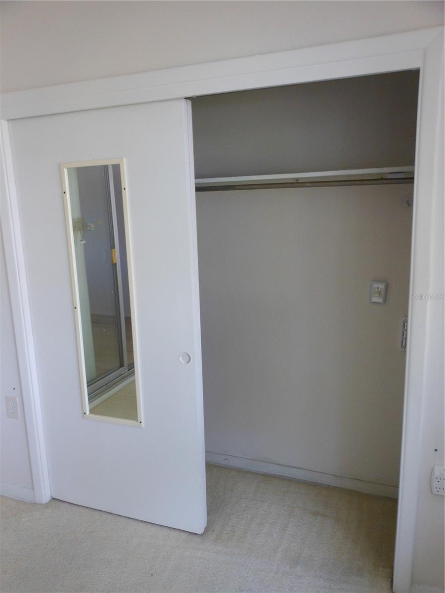 138 36TH AVE N #206W, ST PETERSBURG, FL — photo 24
