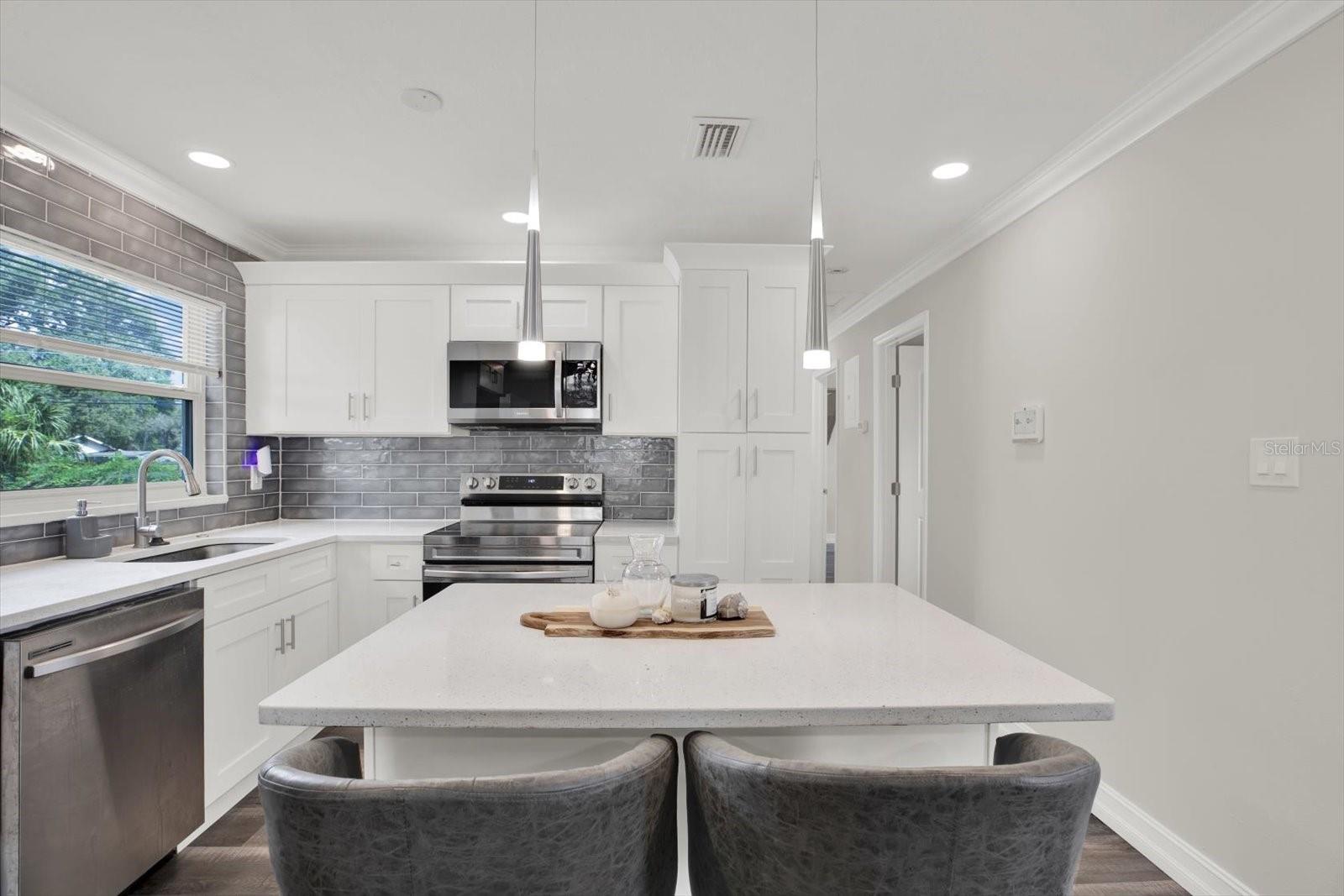 6020 N 50TH ST, TAMPA, FL — photo 8