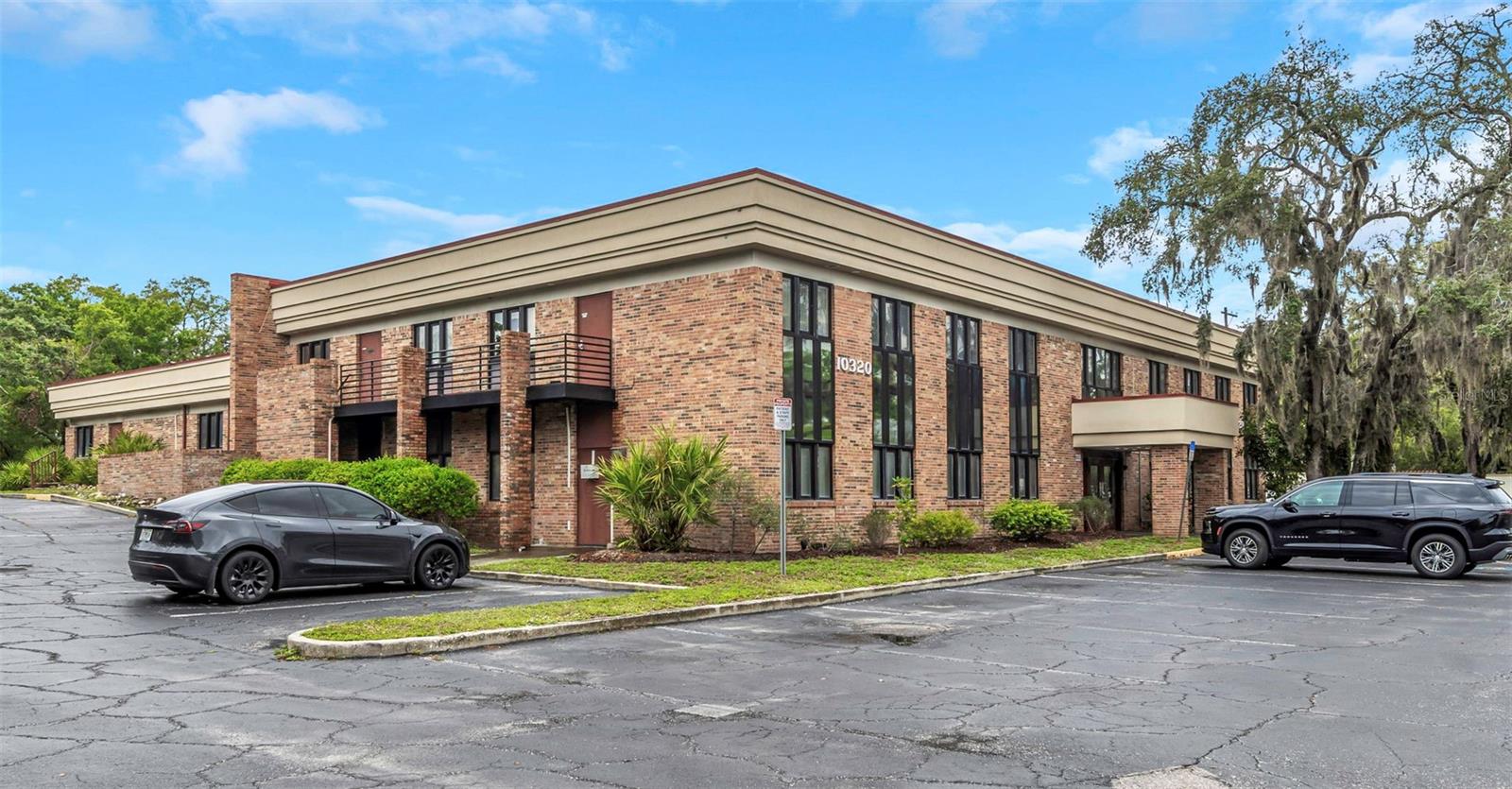 10320 N 56TH ST #100, TEMPLE TERRACE, FL — photo 3