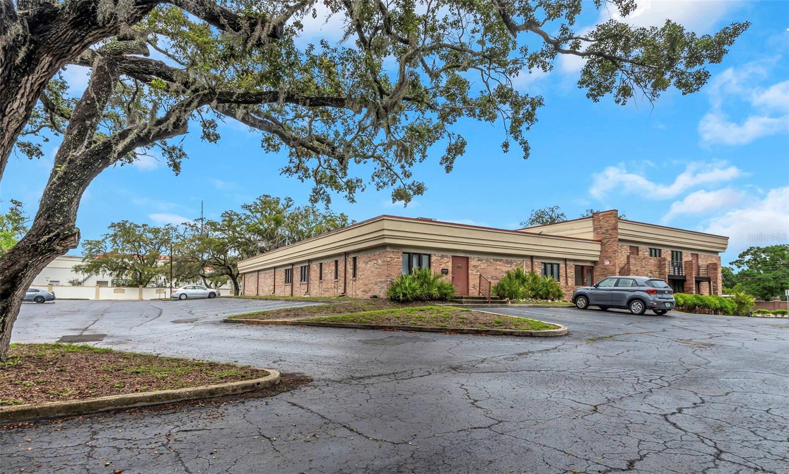 10320 N 56TH ST #100, TEMPLE TERRACE, FL — photo 5