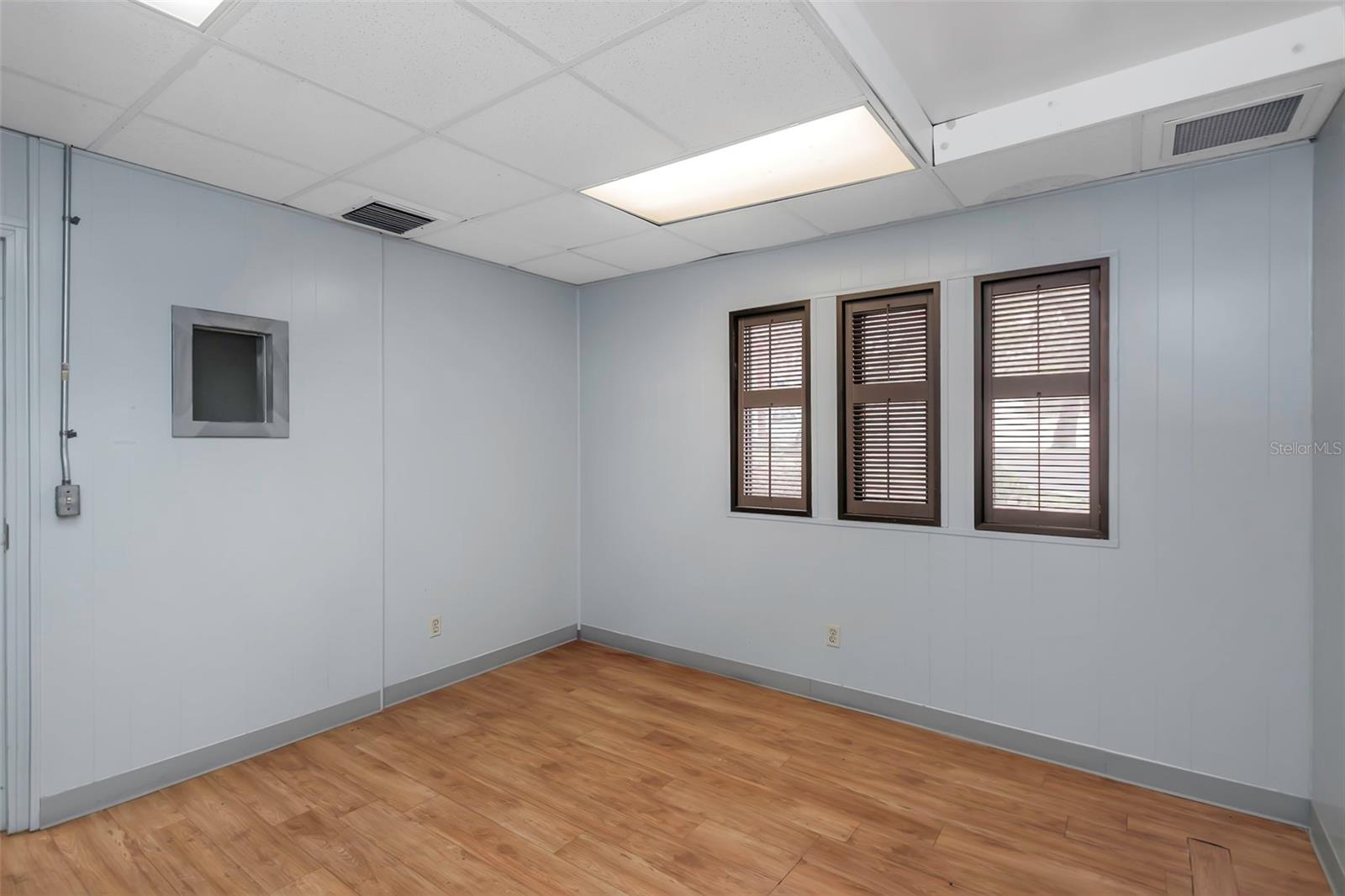 10320 N 56TH ST #100, TEMPLE TERRACE, FL — photo 36