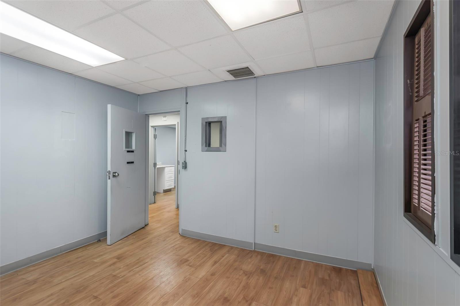 10320 N 56TH ST #100, TEMPLE TERRACE, FL — photo 37