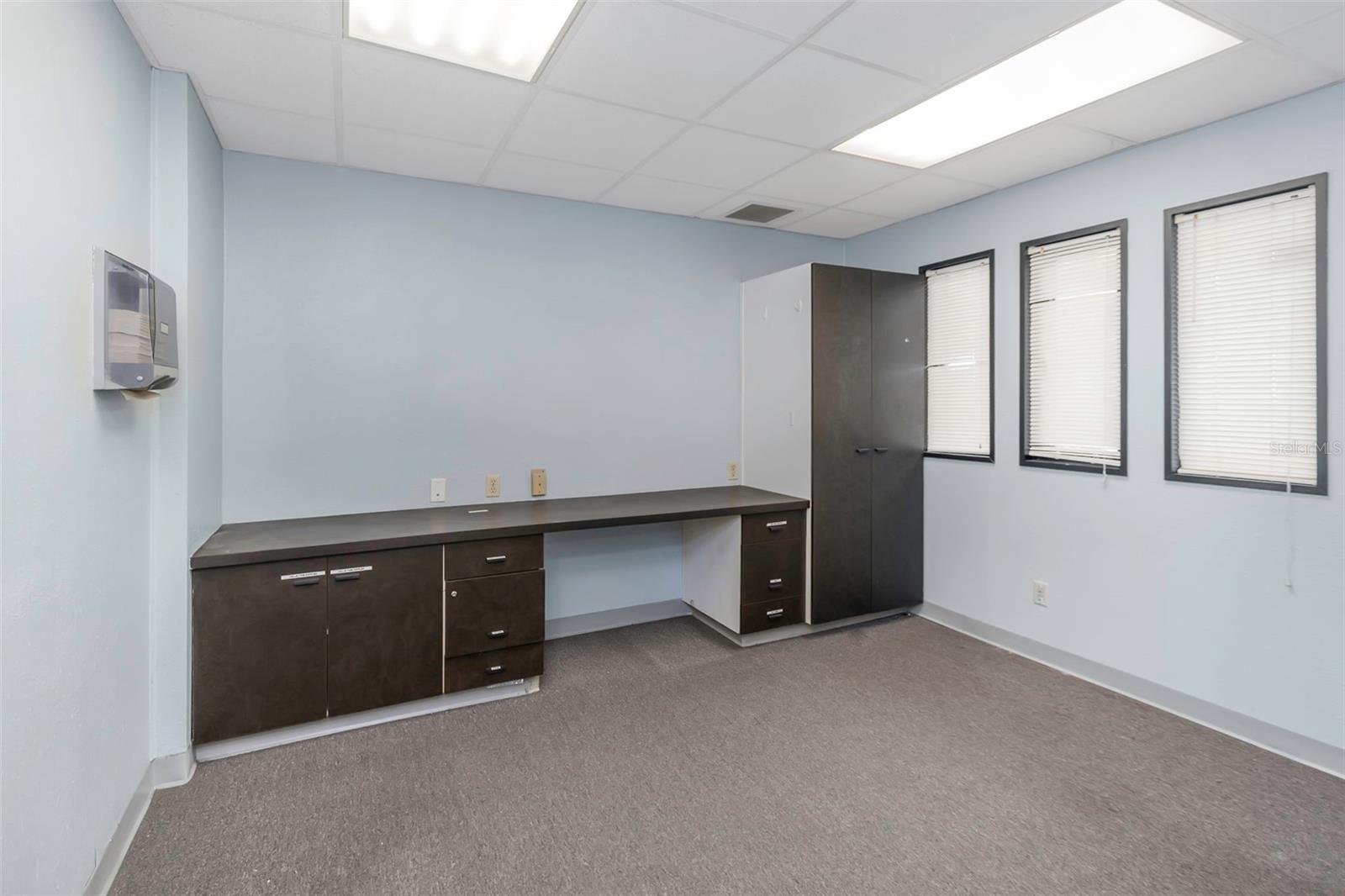 10320 N 56TH ST #100, TEMPLE TERRACE, FL — photo 44