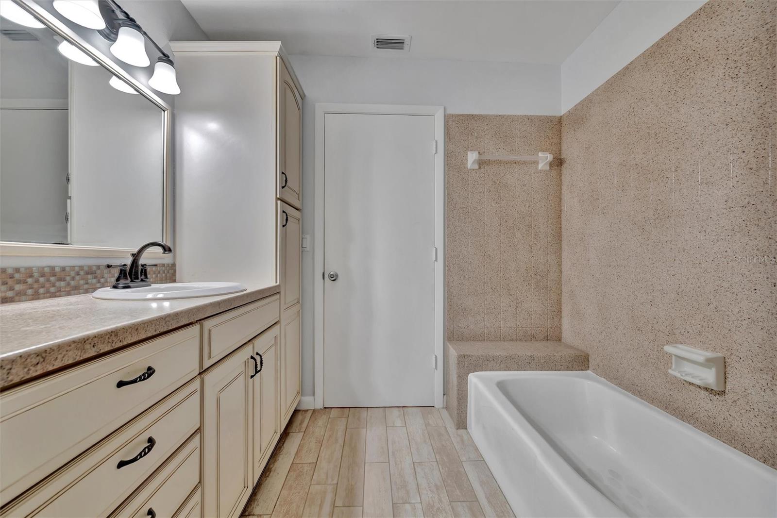 8710 54TH AVE W #8710, BRADENTON, FL — photo 36