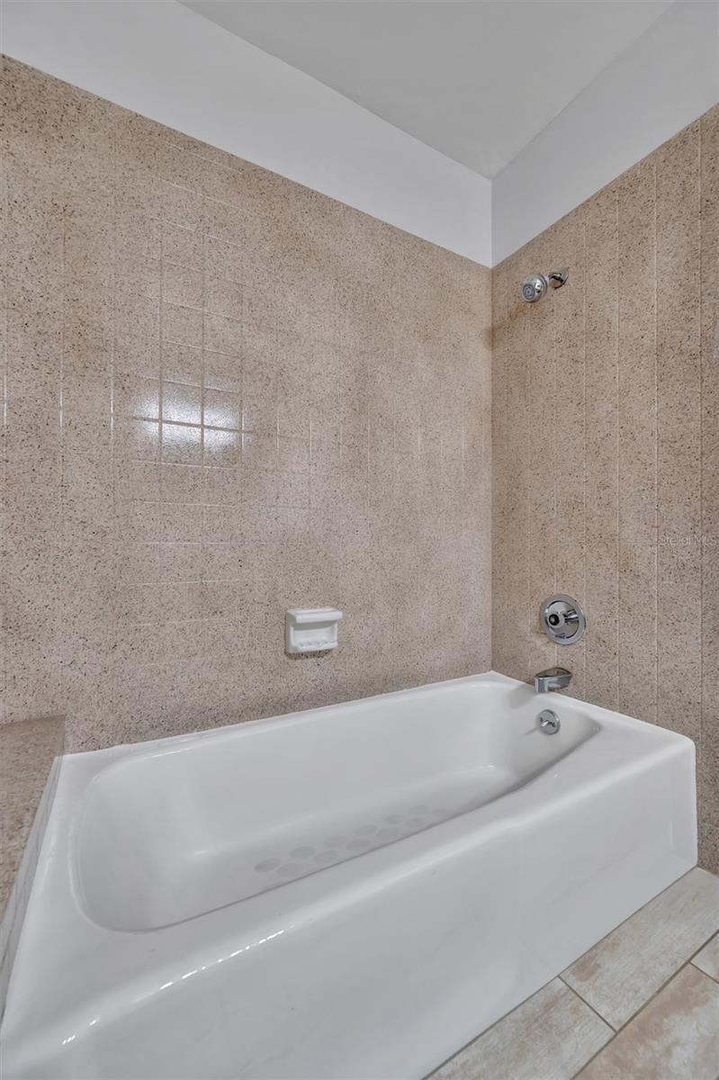 8710 54TH AVE W #8710, BRADENTON, FL — photo 37