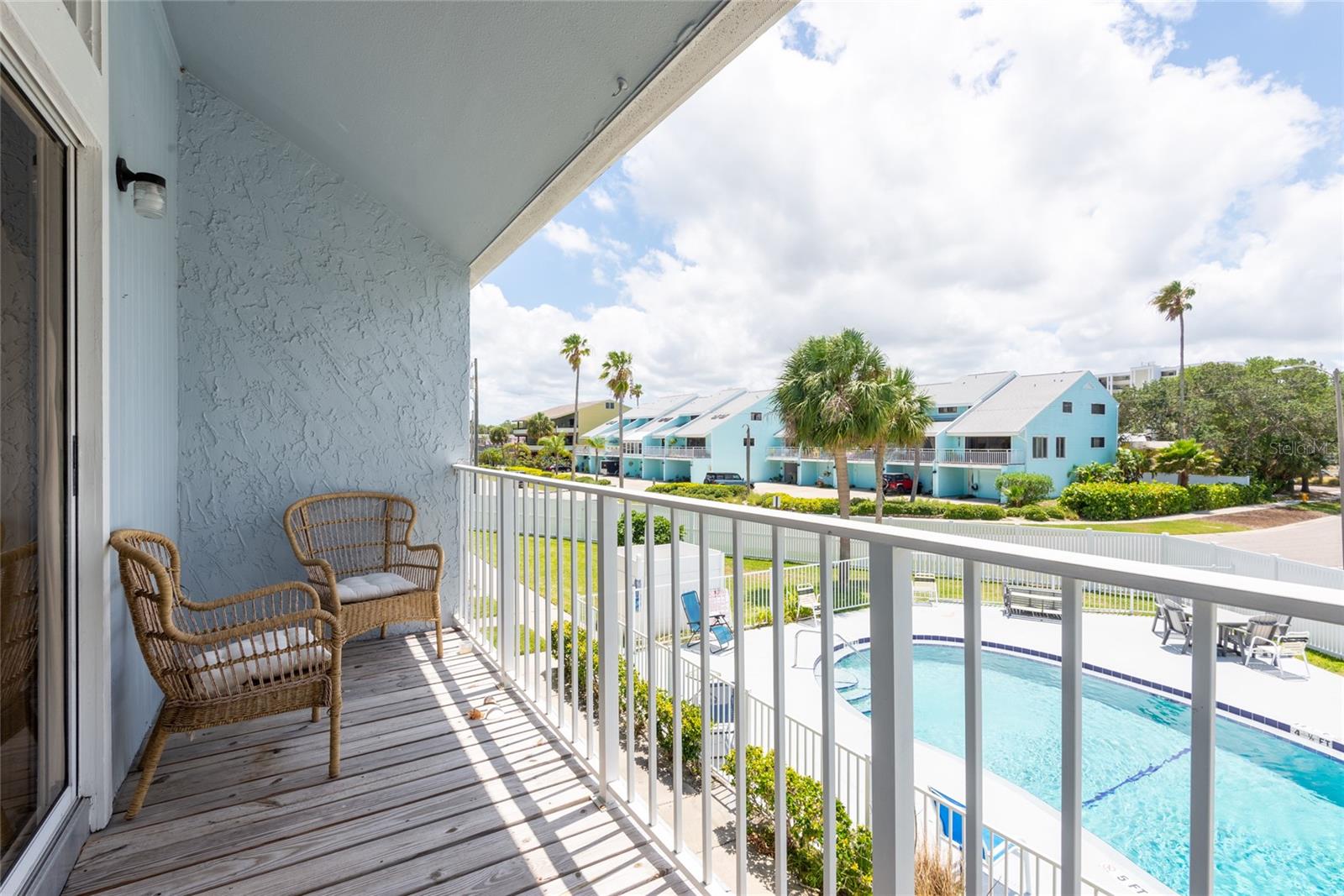 2643 ST JOSEPHS DR W, DUNEDIN, FL — photo 28