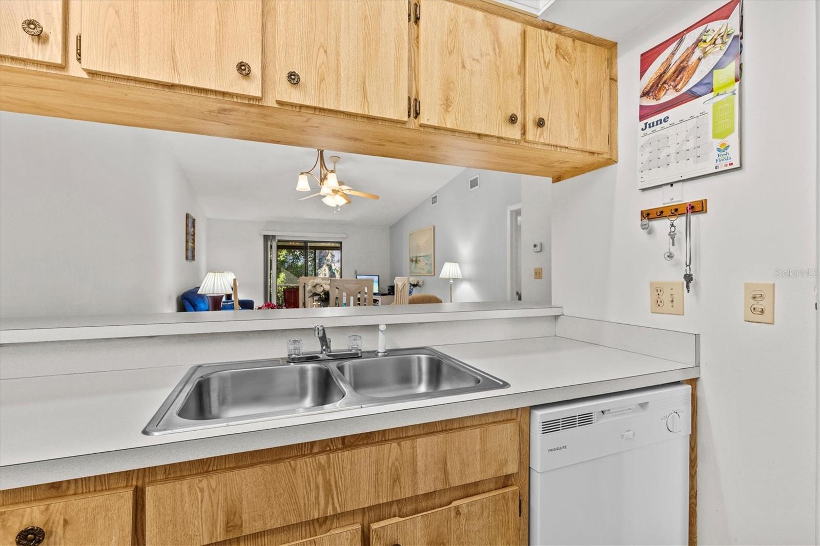 39650 US HIGHWAY 19 N #553, TARPON SPRINGS, FL — photo 9