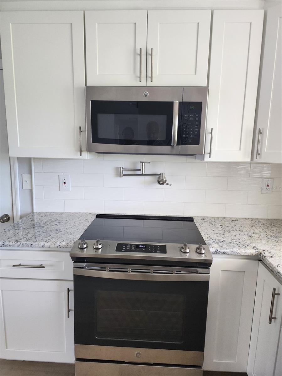 5325 COCOA CT, CAPE CORAL, FL — photo 4
