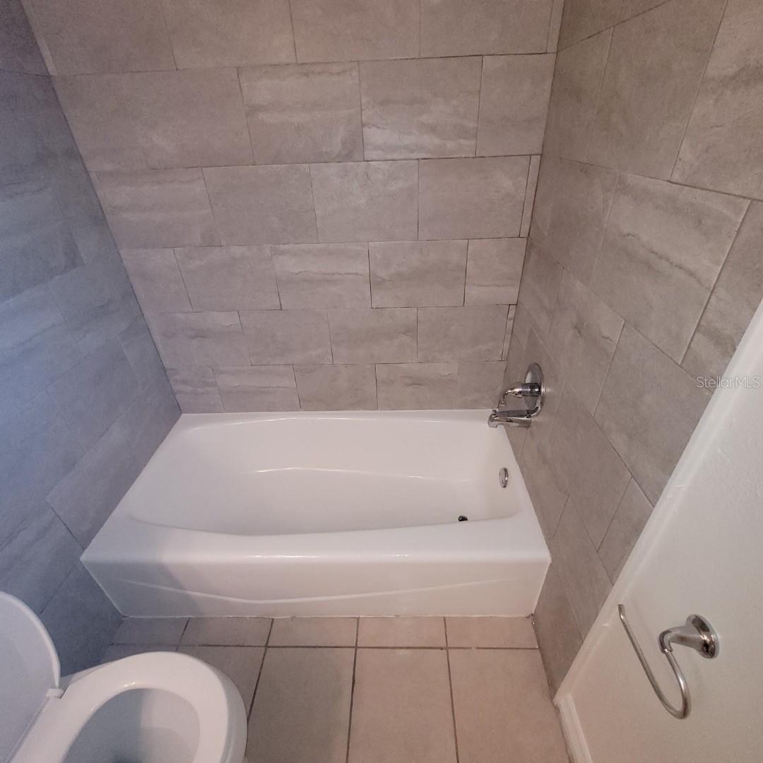7273 CLOISTER DR #121, SARASOTA, FL — photo 10