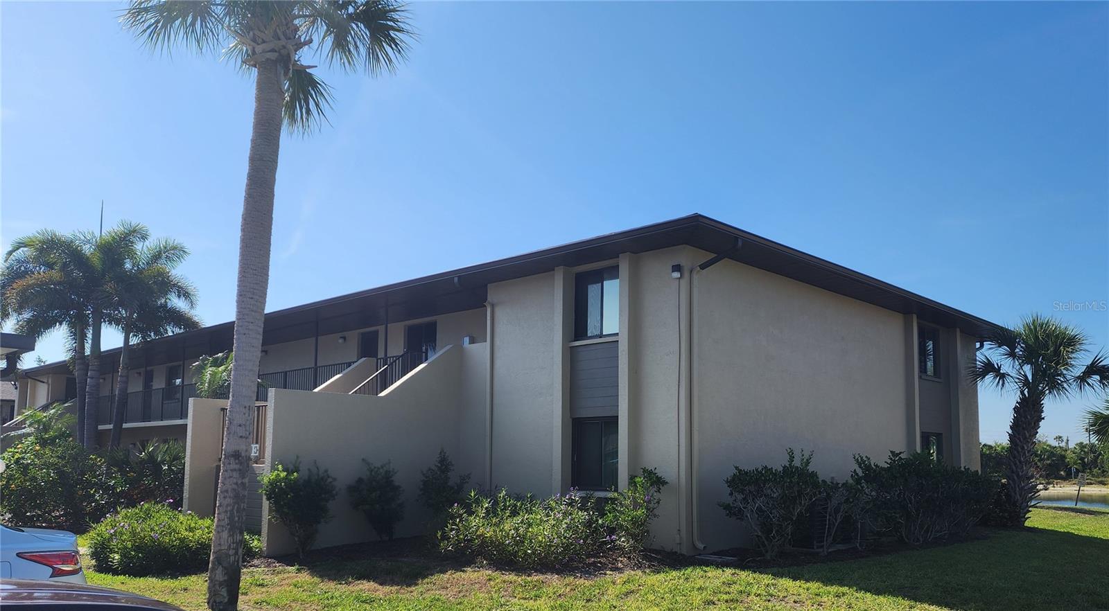 4056 OAKVIEW DR #E10, PORT CHARLOTTE, FL