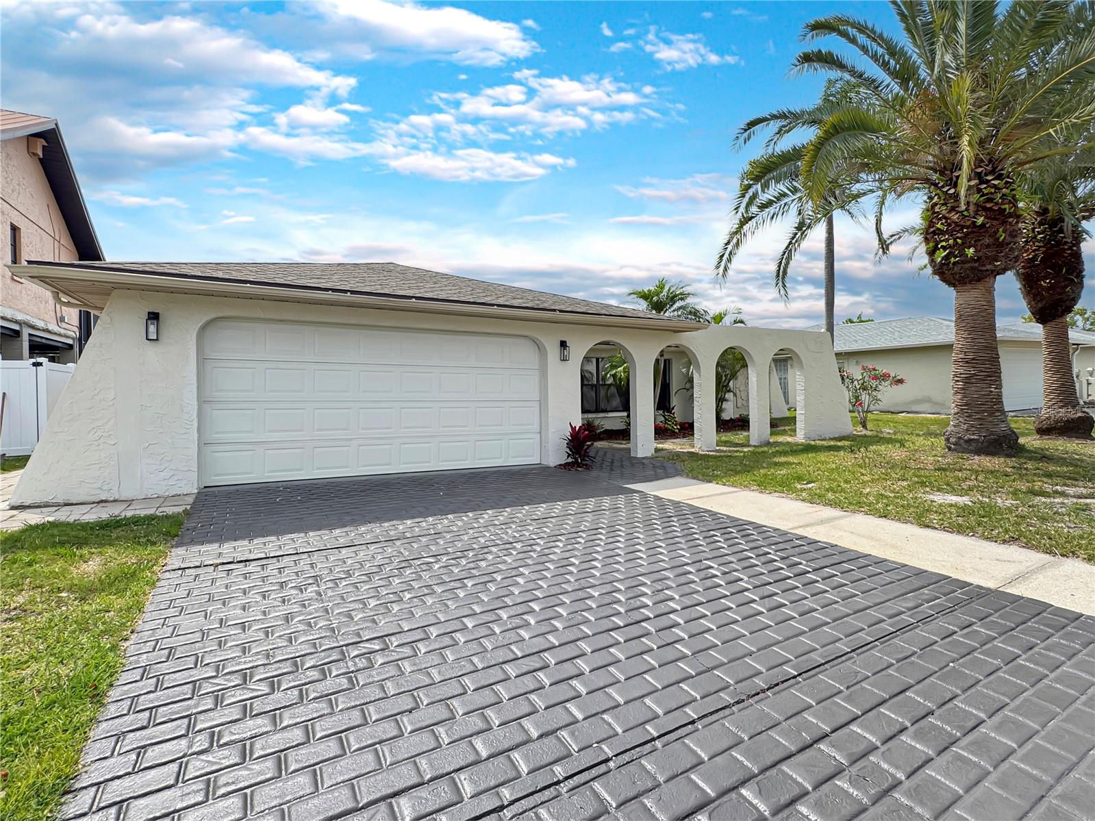 9907 ISLAND HARBOR DR, PORT RICHEY, FL