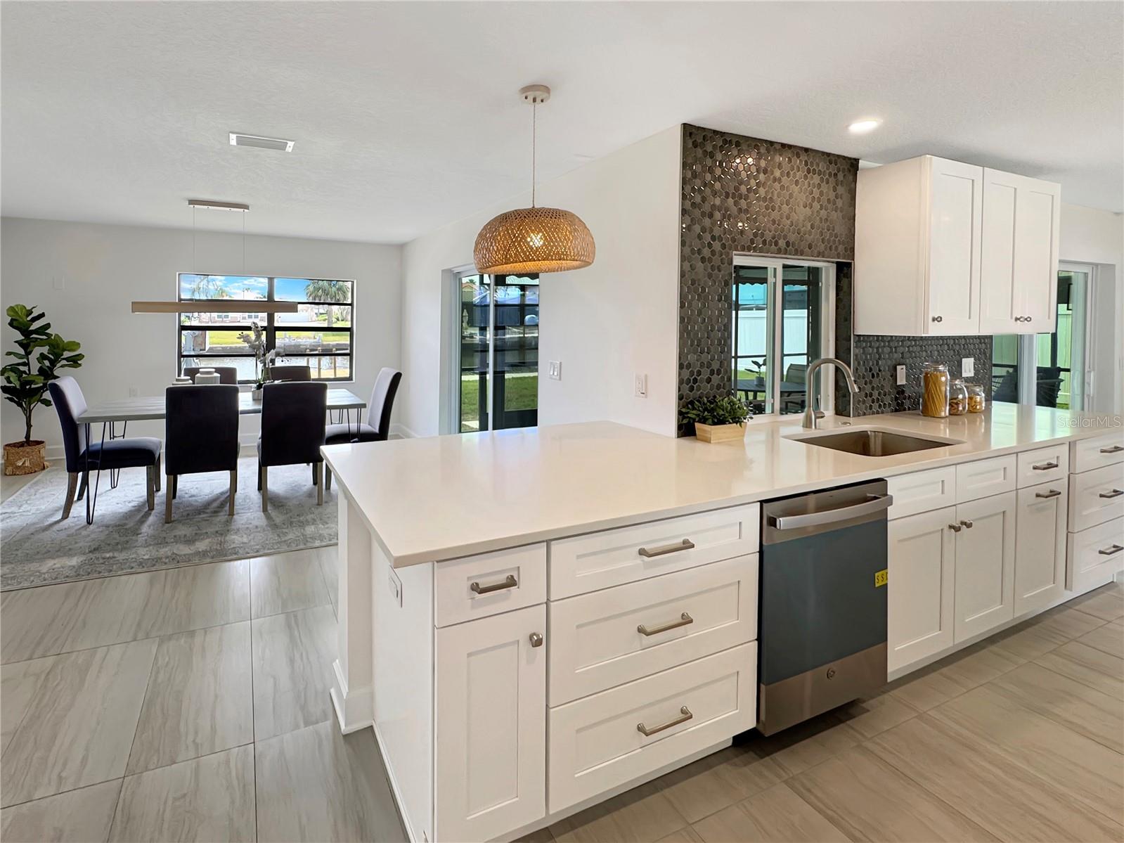 9907 ISLAND HARBOR DR, PORT RICHEY, FL — photo 13