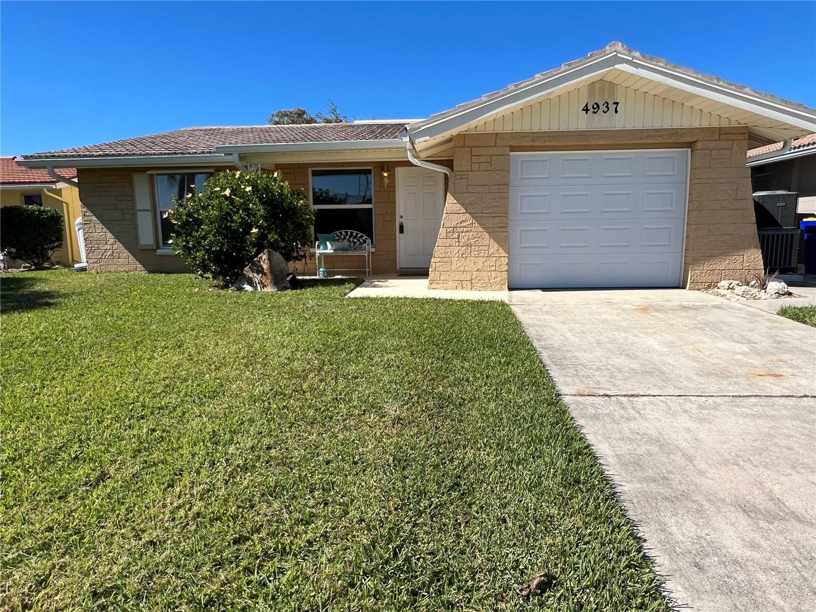 4937 DORY DR, NEW PORT RICHEY, FL — photo 2