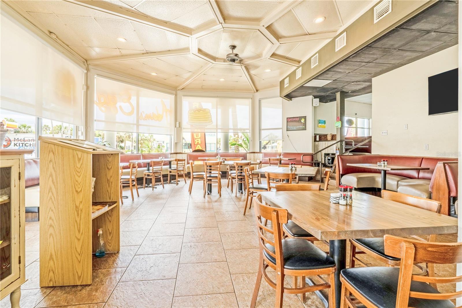 935 S ATLANTIC AVE, DAYTONA BEACH, FL — photo 4