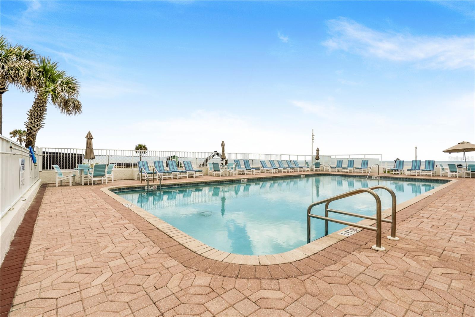 935 S ATLANTIC AVE, DAYTONA BEACH, FL — photo 12