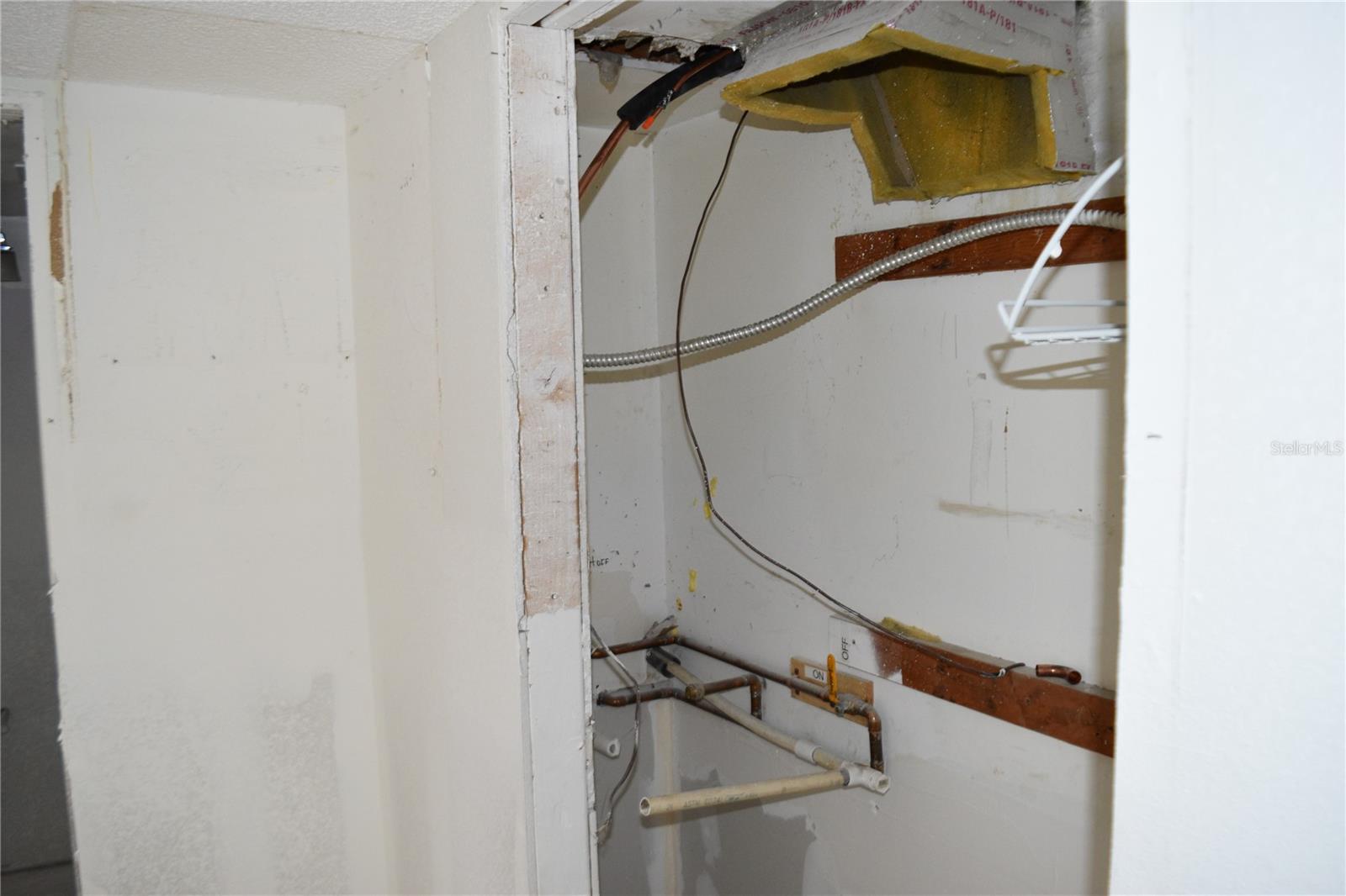 420 MOORINGS COVE DR #420, TARPON SPRINGS, FL — photo 19