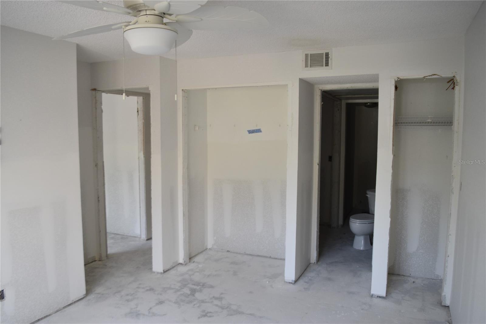 420 MOORINGS COVE DR #420, TARPON SPRINGS, FL — photo 25