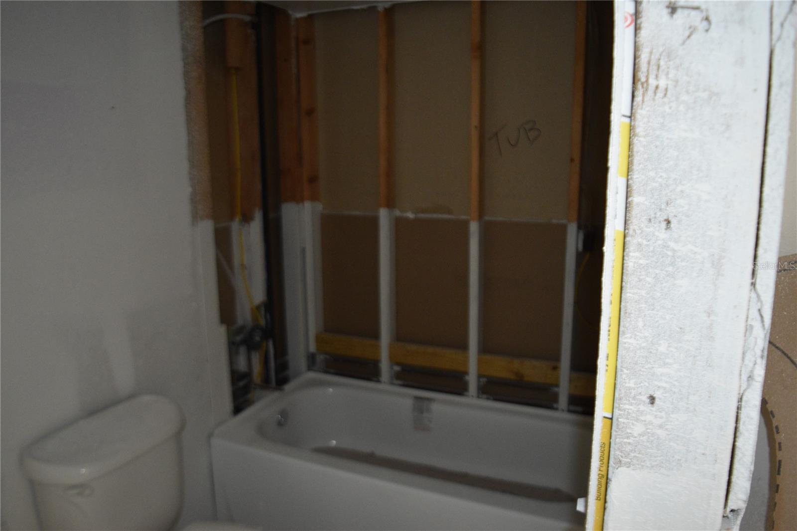 420 MOORINGS COVE DR #420, TARPON SPRINGS, FL — photo 37