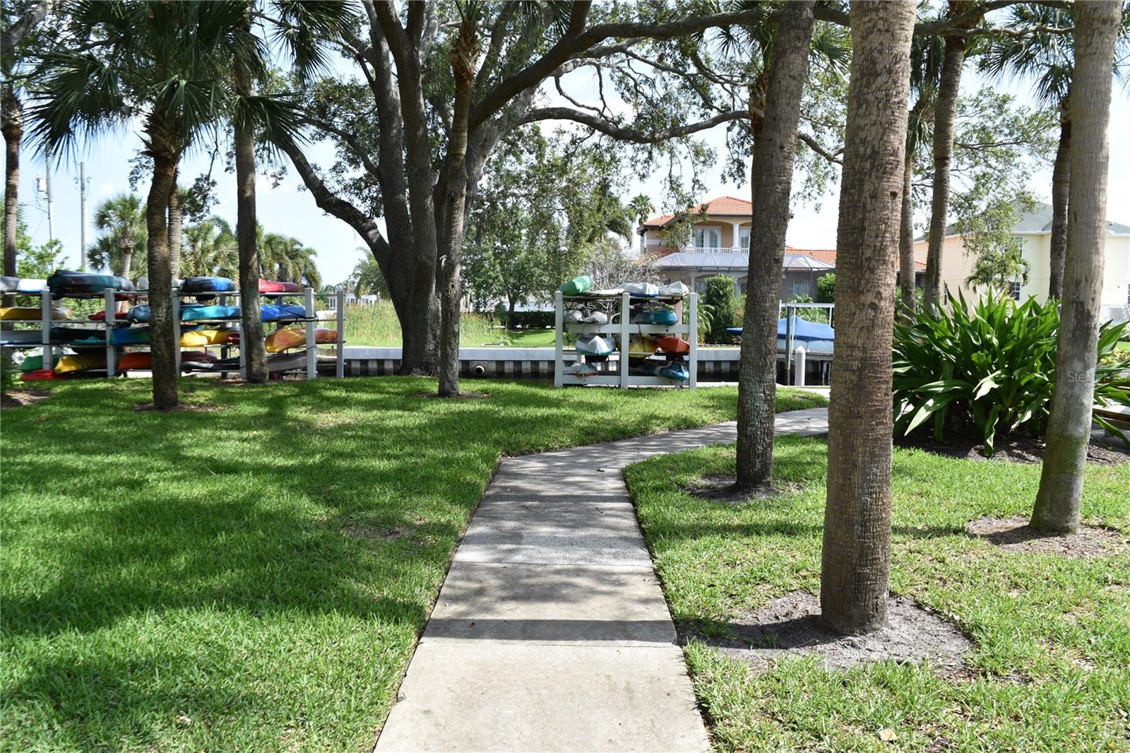 420 MOORINGS COVE DR #420, TARPON SPRINGS, FL — photo 52