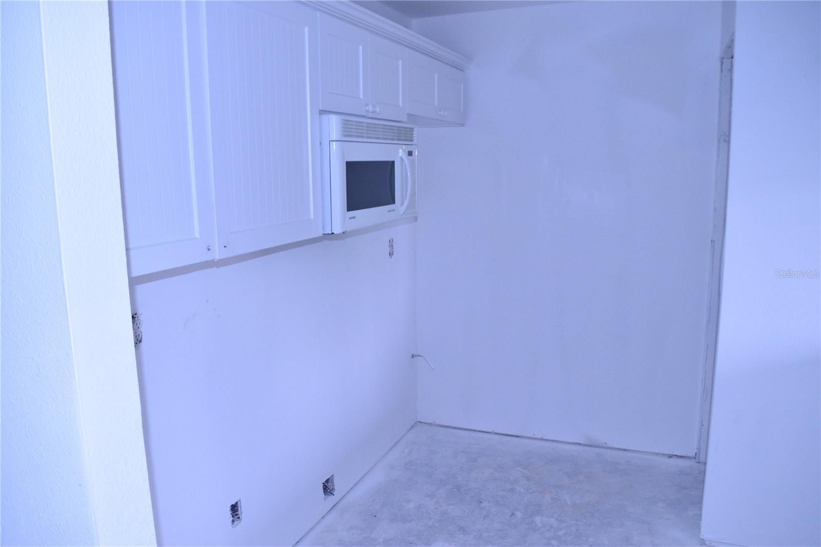 420 MOORINGS COVE DR #420, TARPON SPRINGS, FL — photo 69