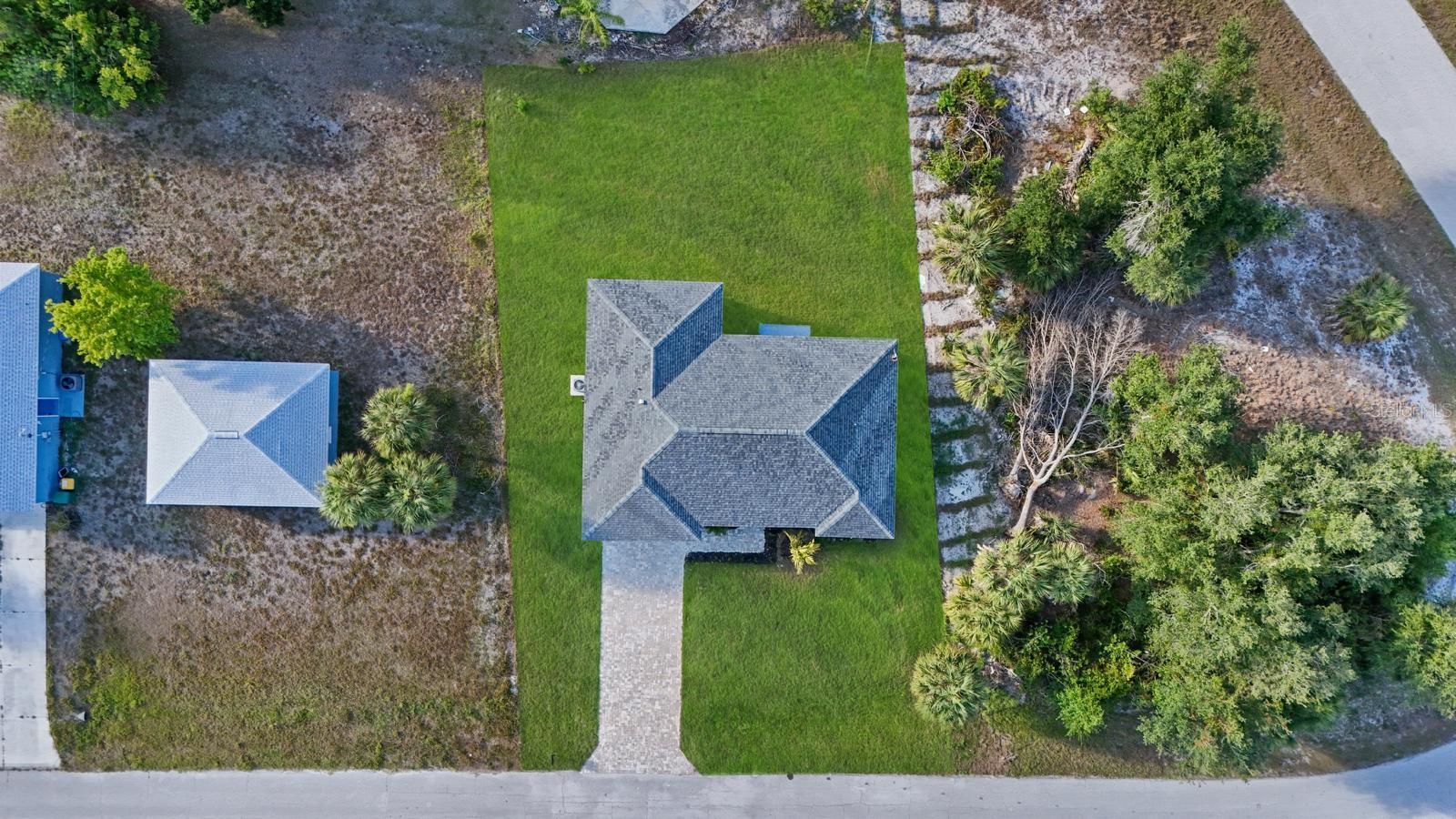 12486 GULFSTREAM BLVD, PORT CHARLOTTE, FL — photo 2