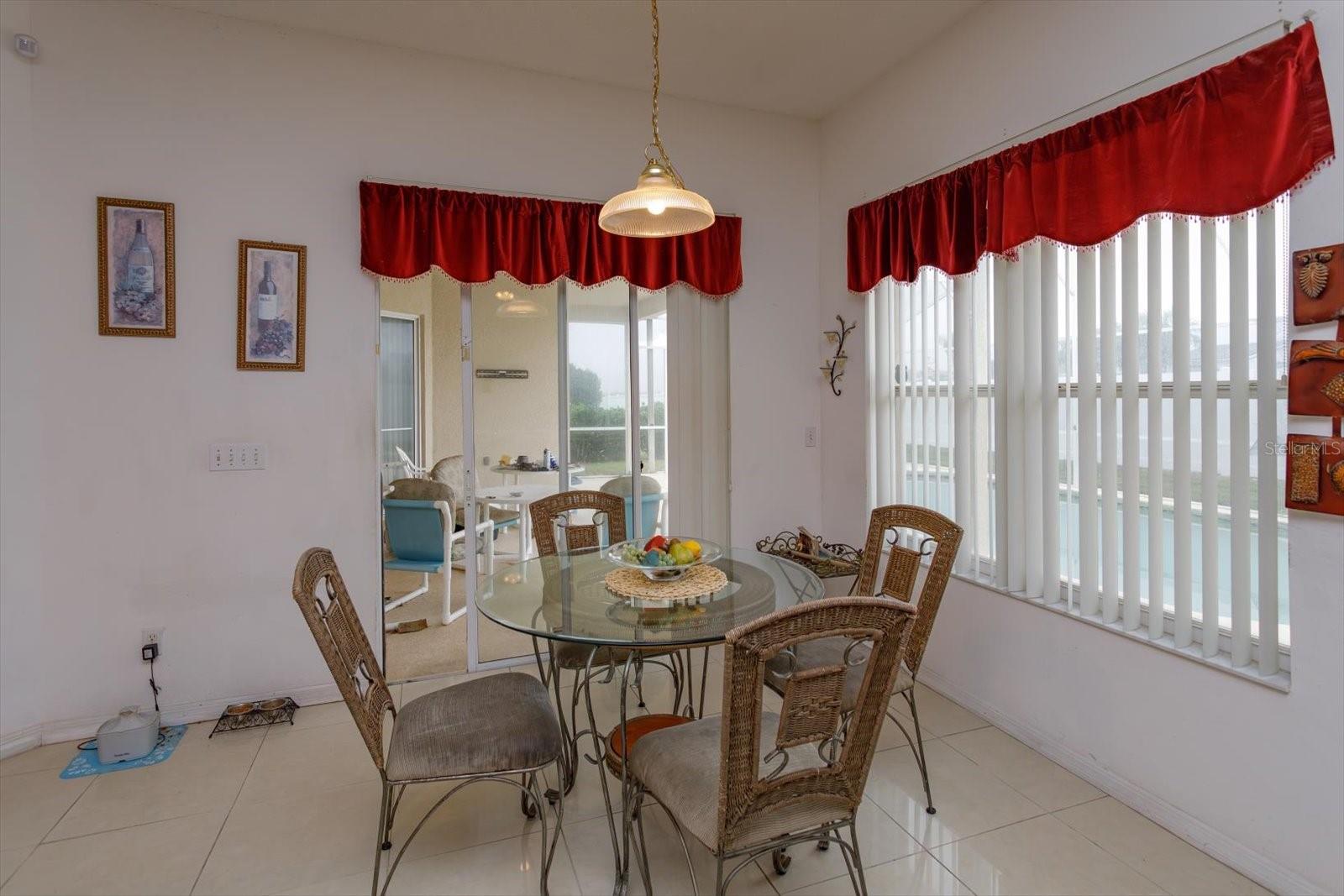 244 BALLYSHANNON DR, DAVENPORT, FL — photo 9