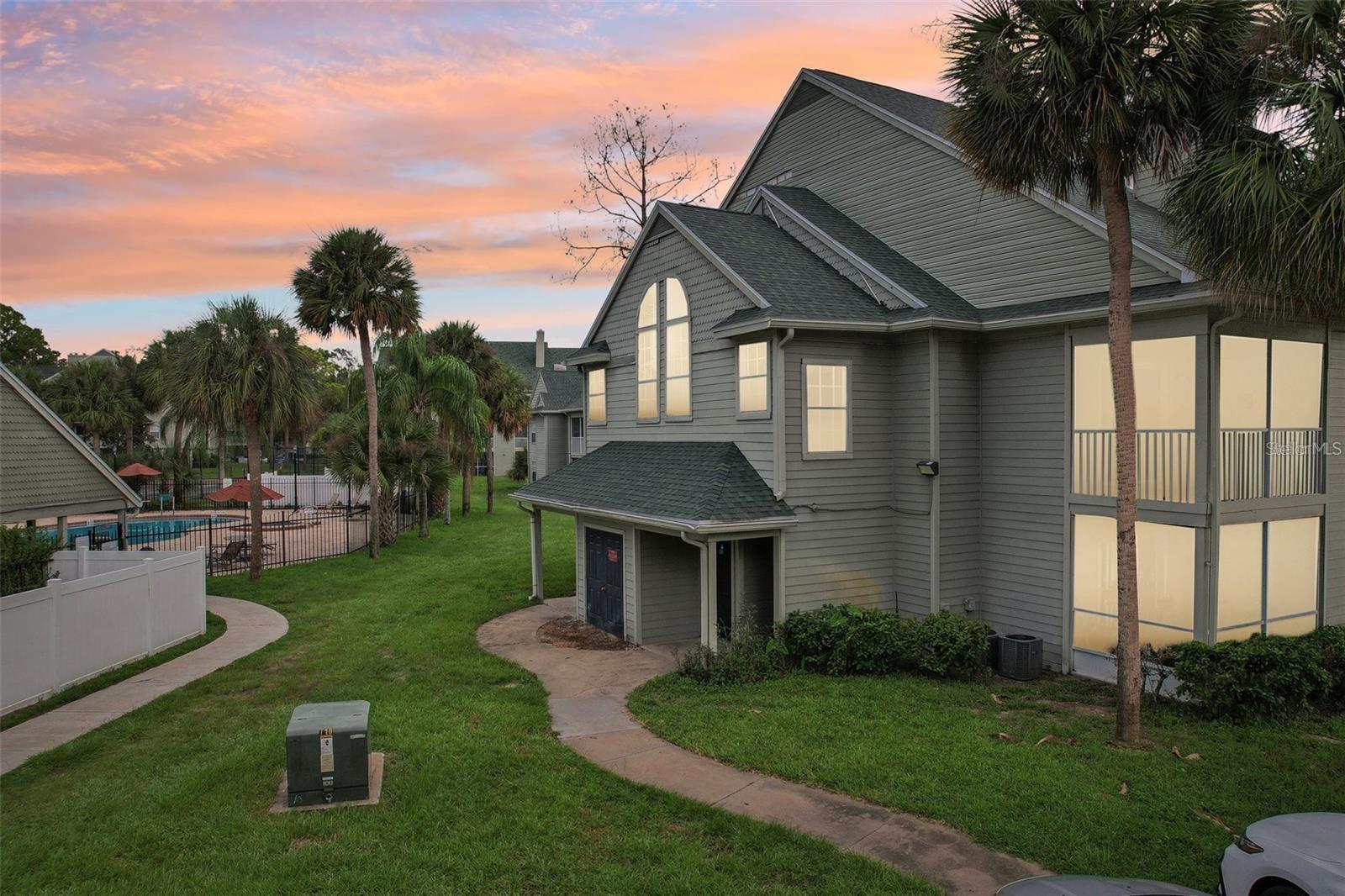 6088 WESTGATE DR #201, ORLANDO, FL