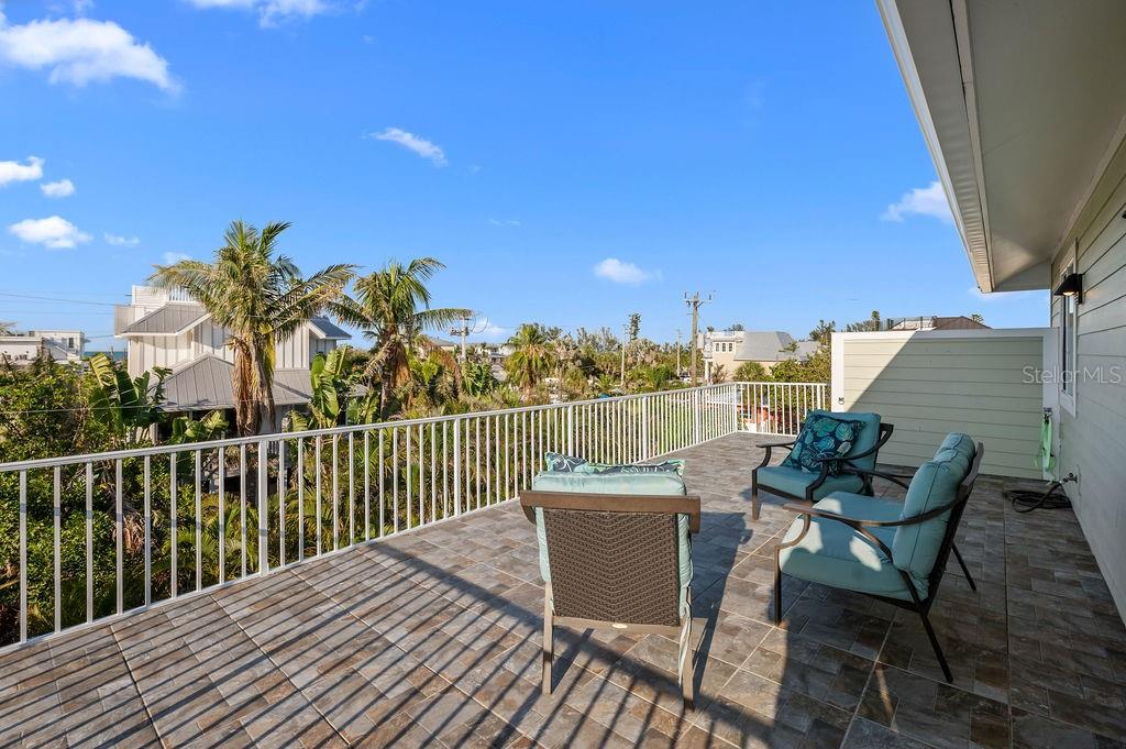 704 GLADIOLUS ST, ANNA MARIA, FL — photo 32
