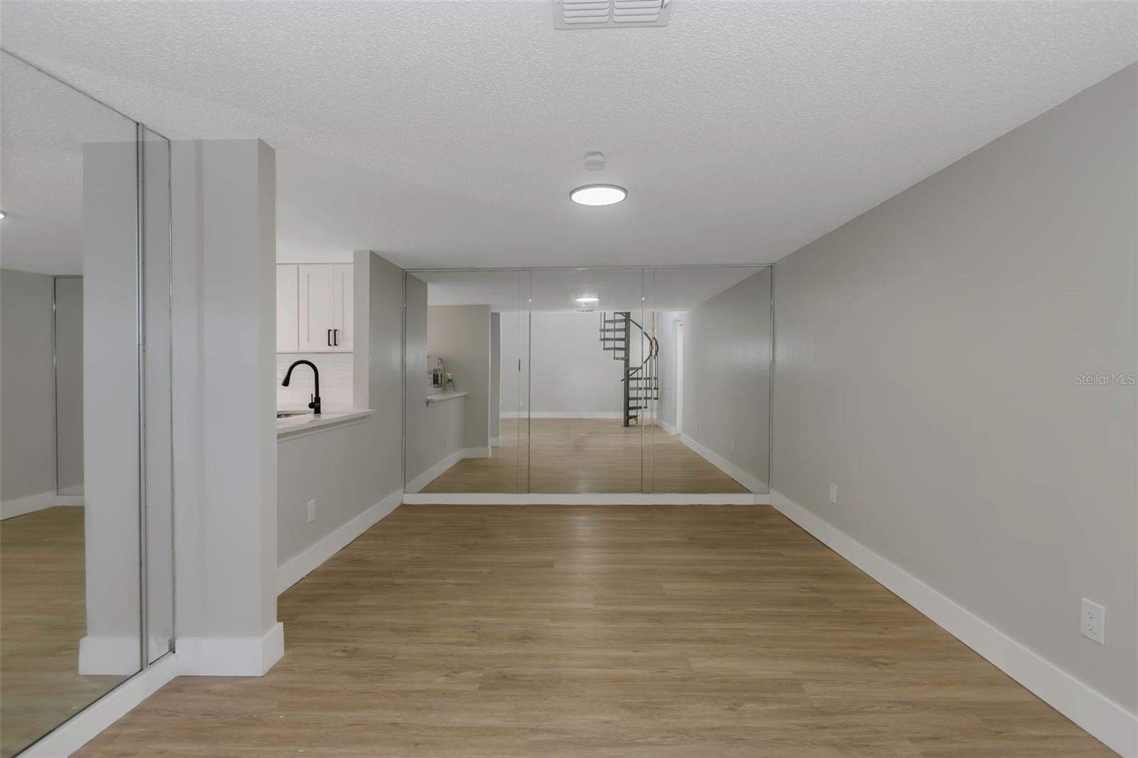 5151 PURITAN CIR #1022, TAMPA, FL — photo 8