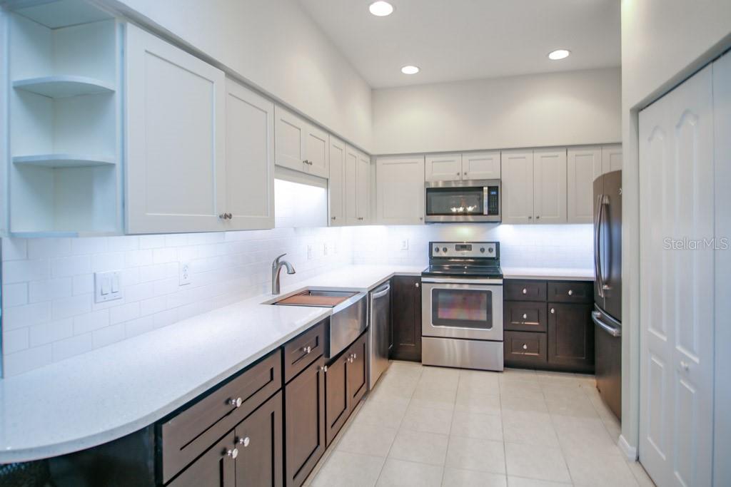 6448 7TH AVENUE CIR W, BRADENTON, FL — photo 5