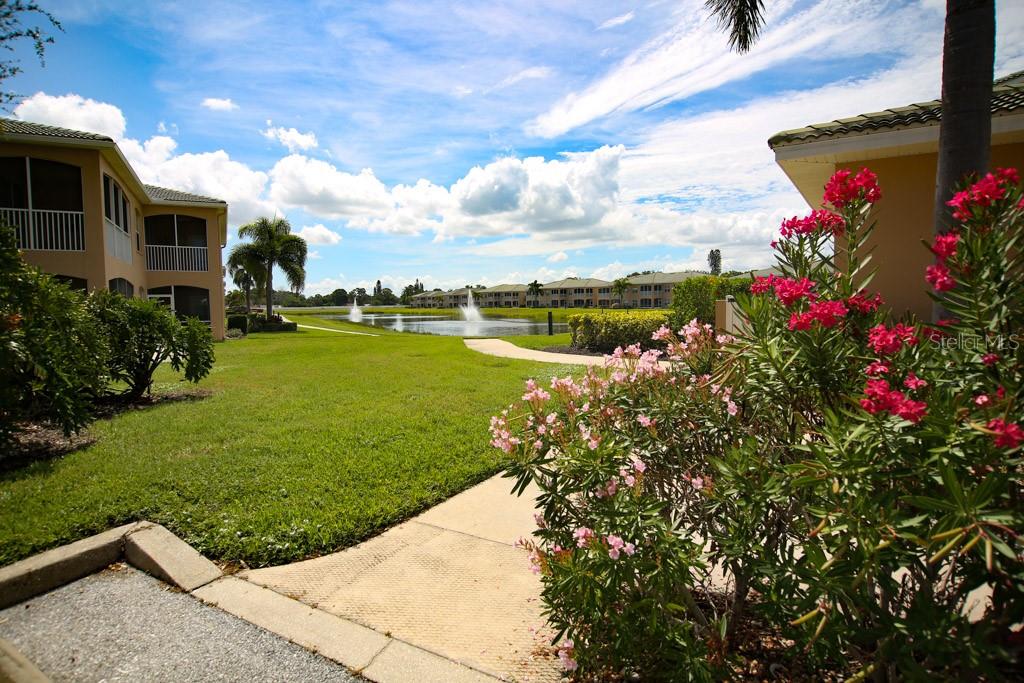 6448 7TH AVENUE CIR W, BRADENTON, FL — photo 11