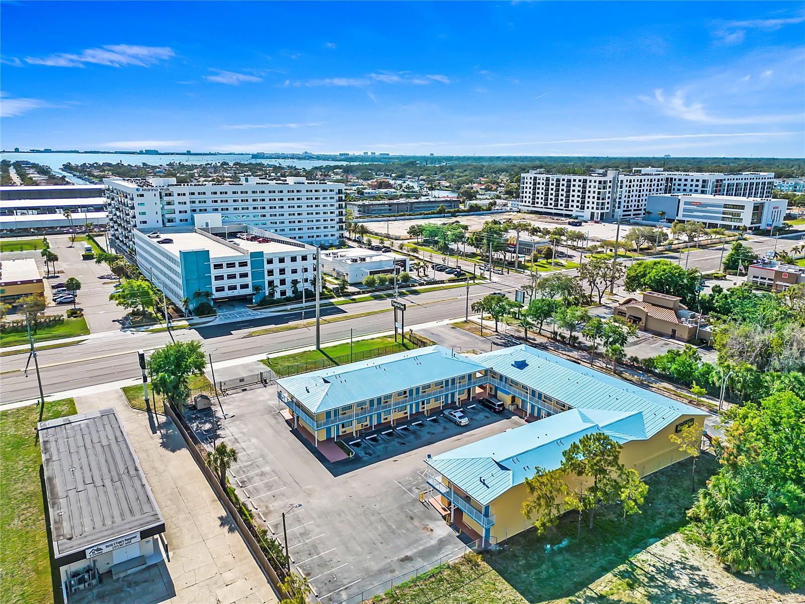 4600 34TH ST S, ST PETERSBURG, FL — photo 25