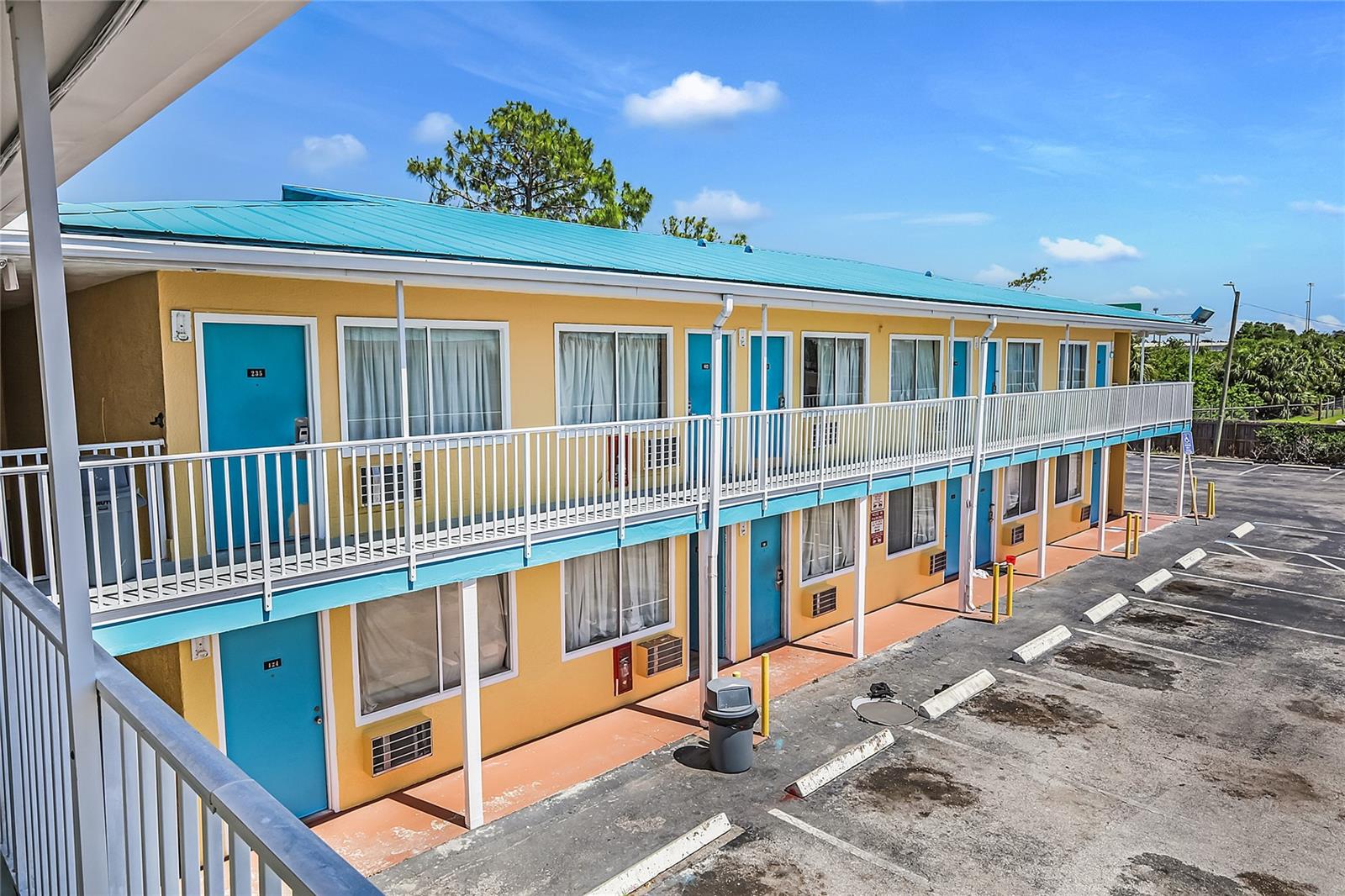 4600 34TH ST S, ST PETERSBURG, FL — photo 48
