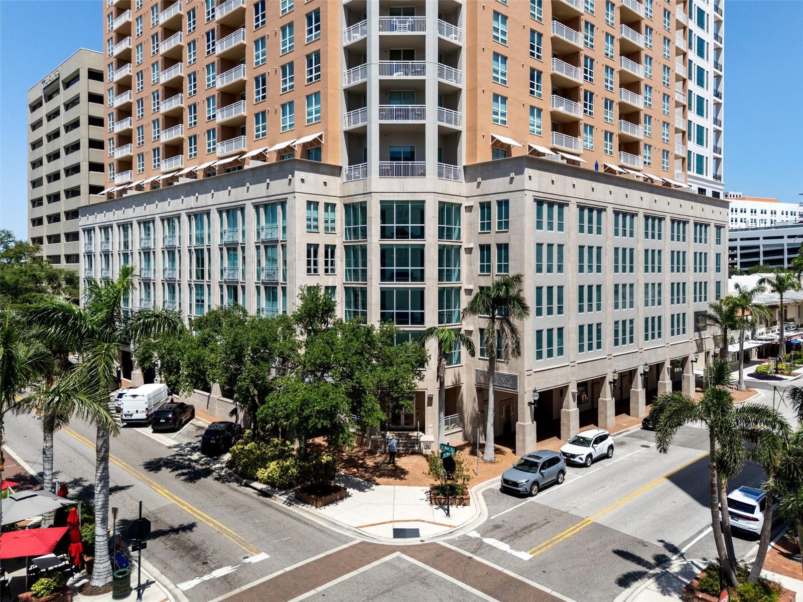 1350 MAIN ST #1703, SARASOTA, FL — photo 3