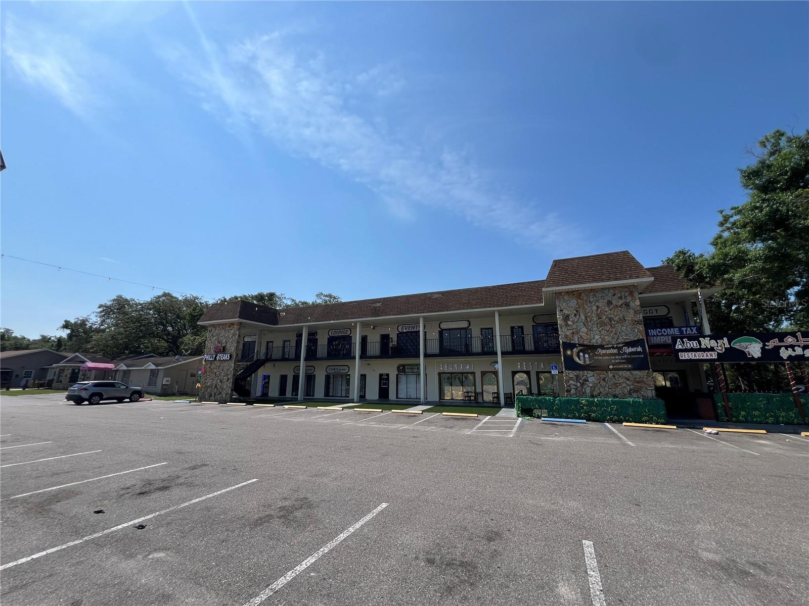 4819 E BUSCH BLVD, TAMPA, FL — photo 3