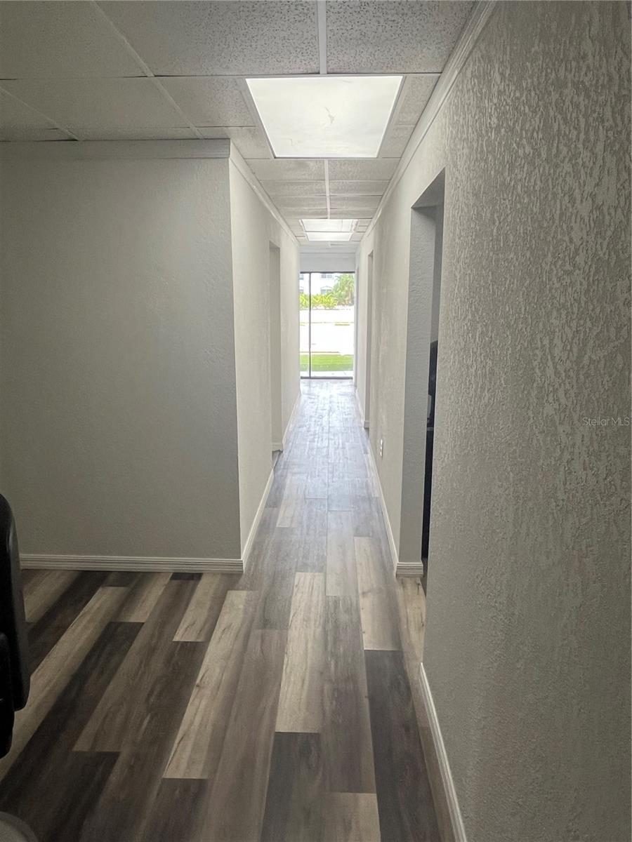 4819 E BUSCH BLVD, TAMPA, FL — photo 17