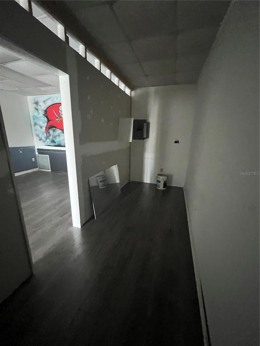 4819 E BUSCH BLVD, TAMPA, FL — photo 35