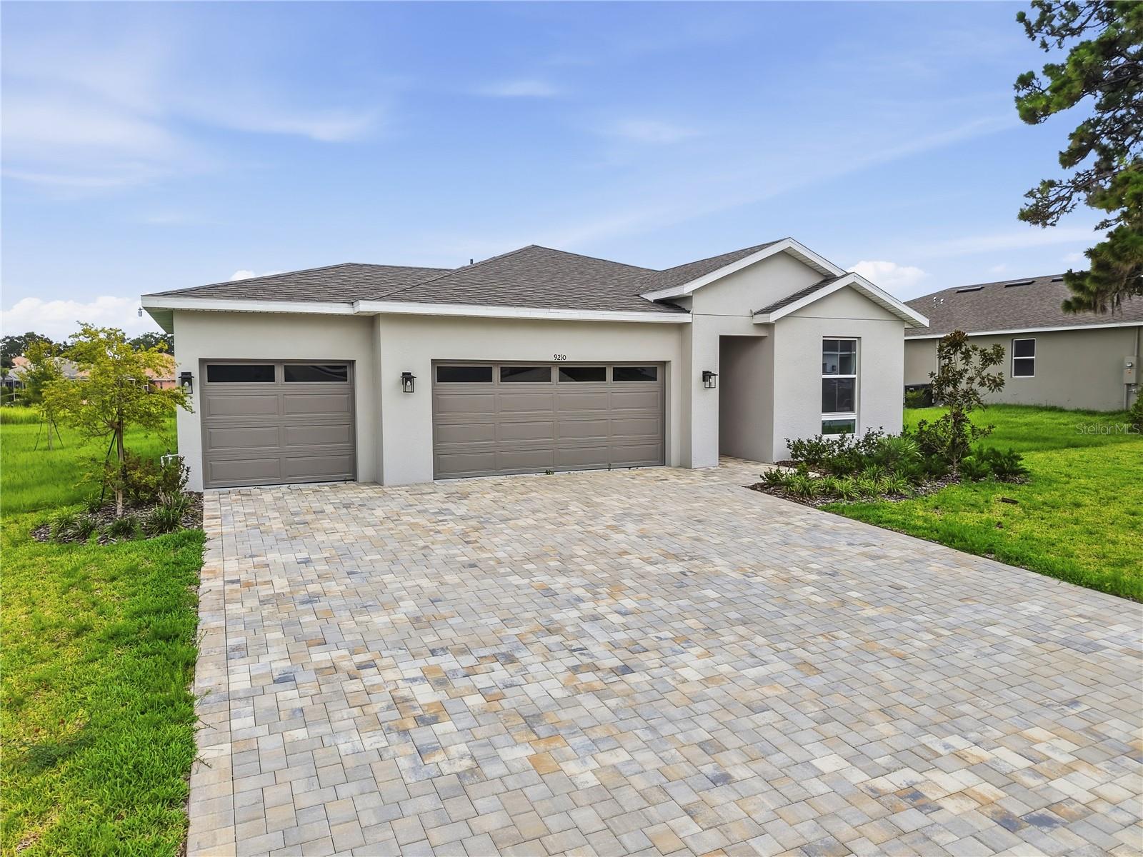 9210 PLAYERS DR, WEEKI WACHEE, FL — photo 2