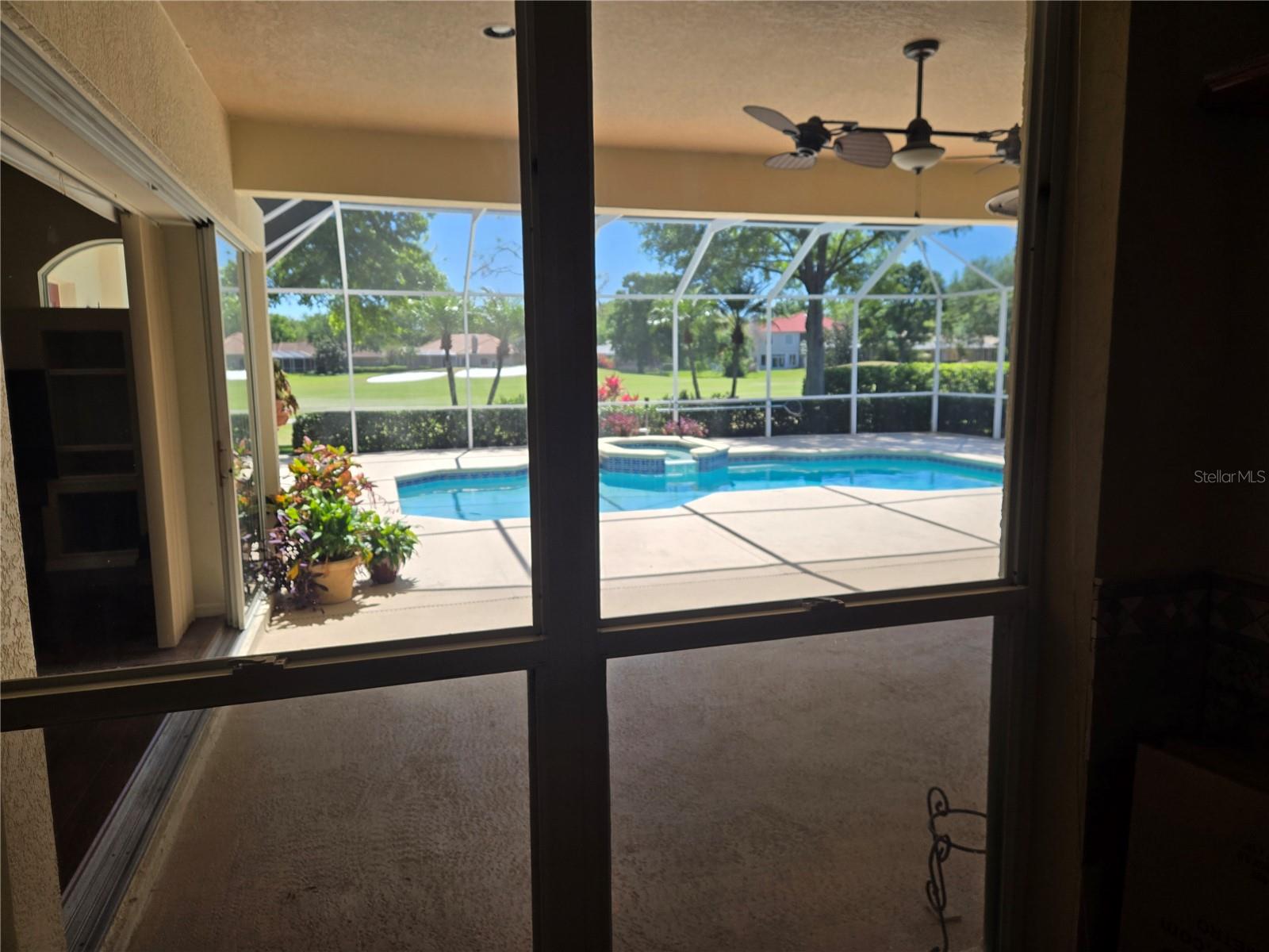 9127 WOODRIDGE RUN DR, TAMPA, FL — photo 12