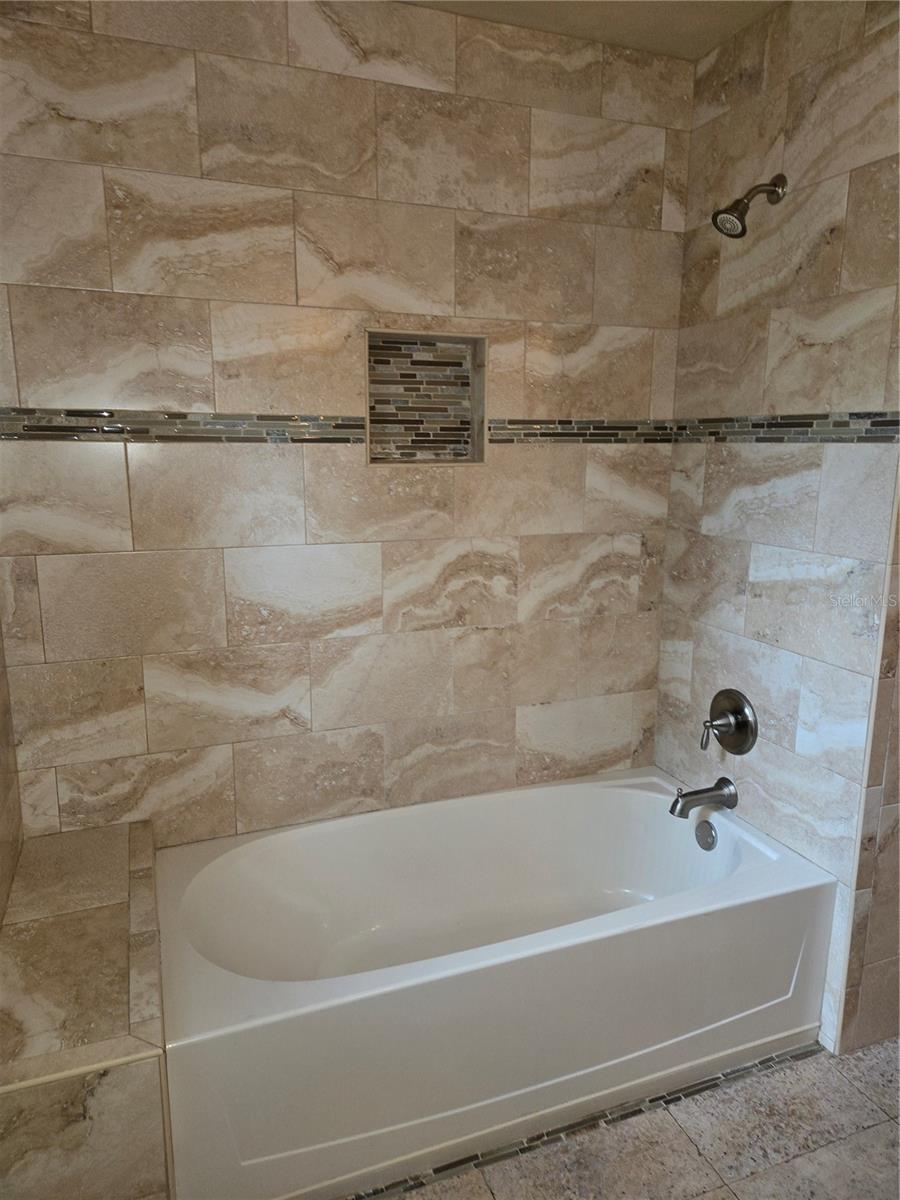9127 WOODRIDGE RUN DR, TAMPA, FL — photo 46
