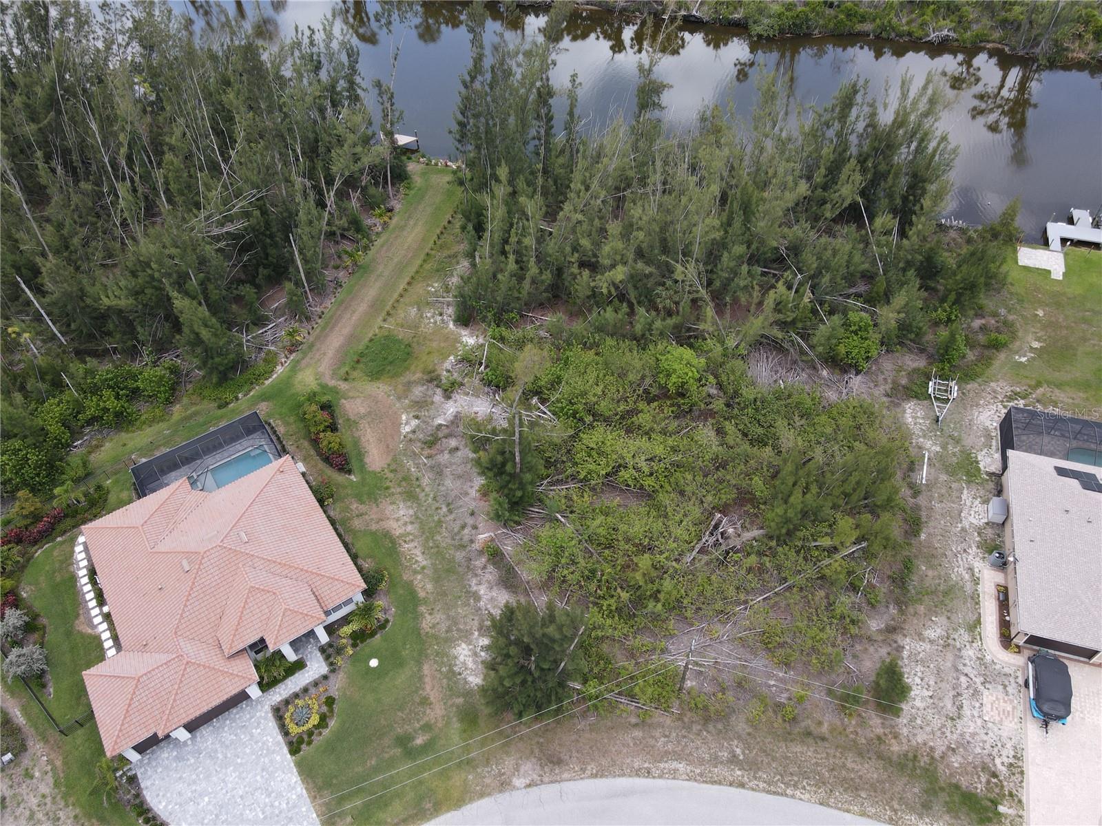 10662 KEARSARGE CIR, PORT CHARLOTTE, FL — photo 14
