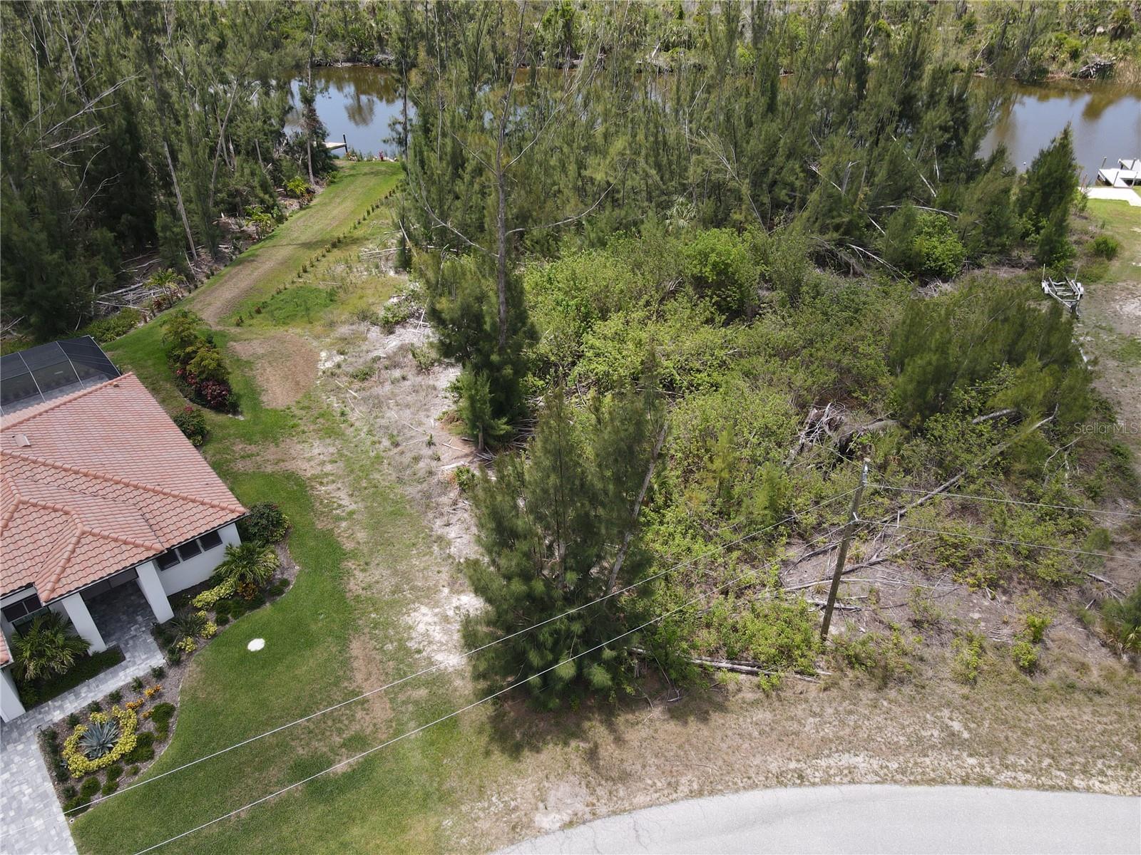 10662 KEARSARGE CIR, PORT CHARLOTTE, FL — photo 15