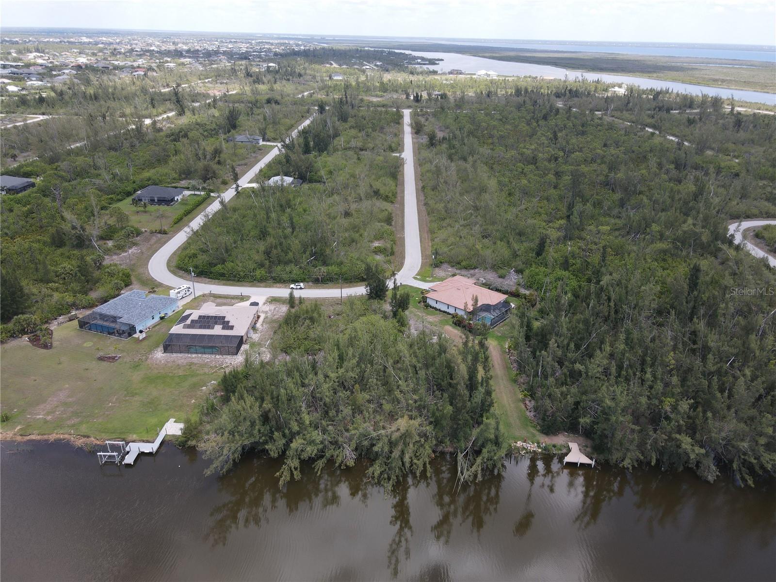 10662 KEARSARGE CIR, PORT CHARLOTTE, FL — photo 23