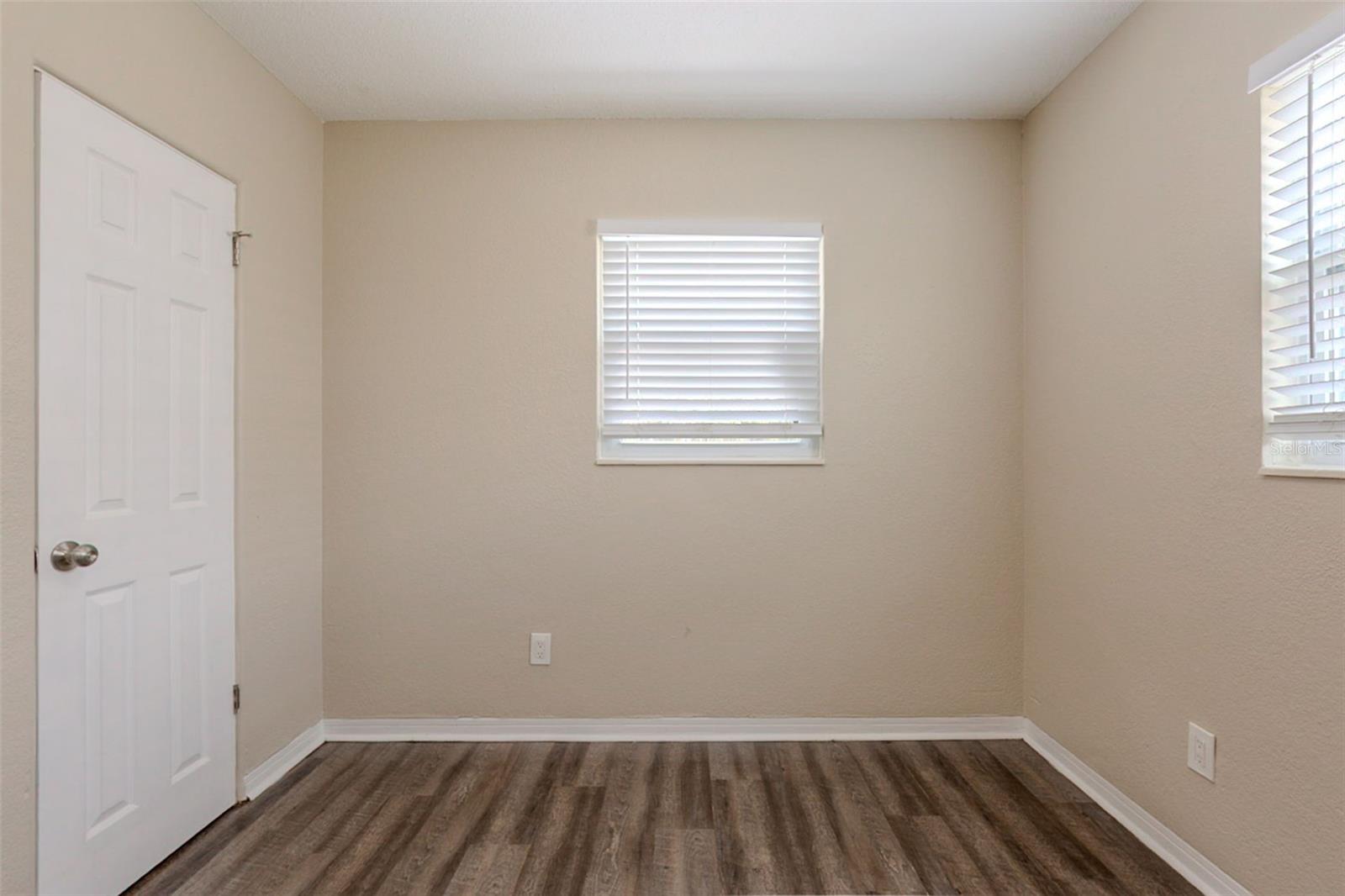 4111 13TH AVE S, ST PETERSBURG, FL — photo 11