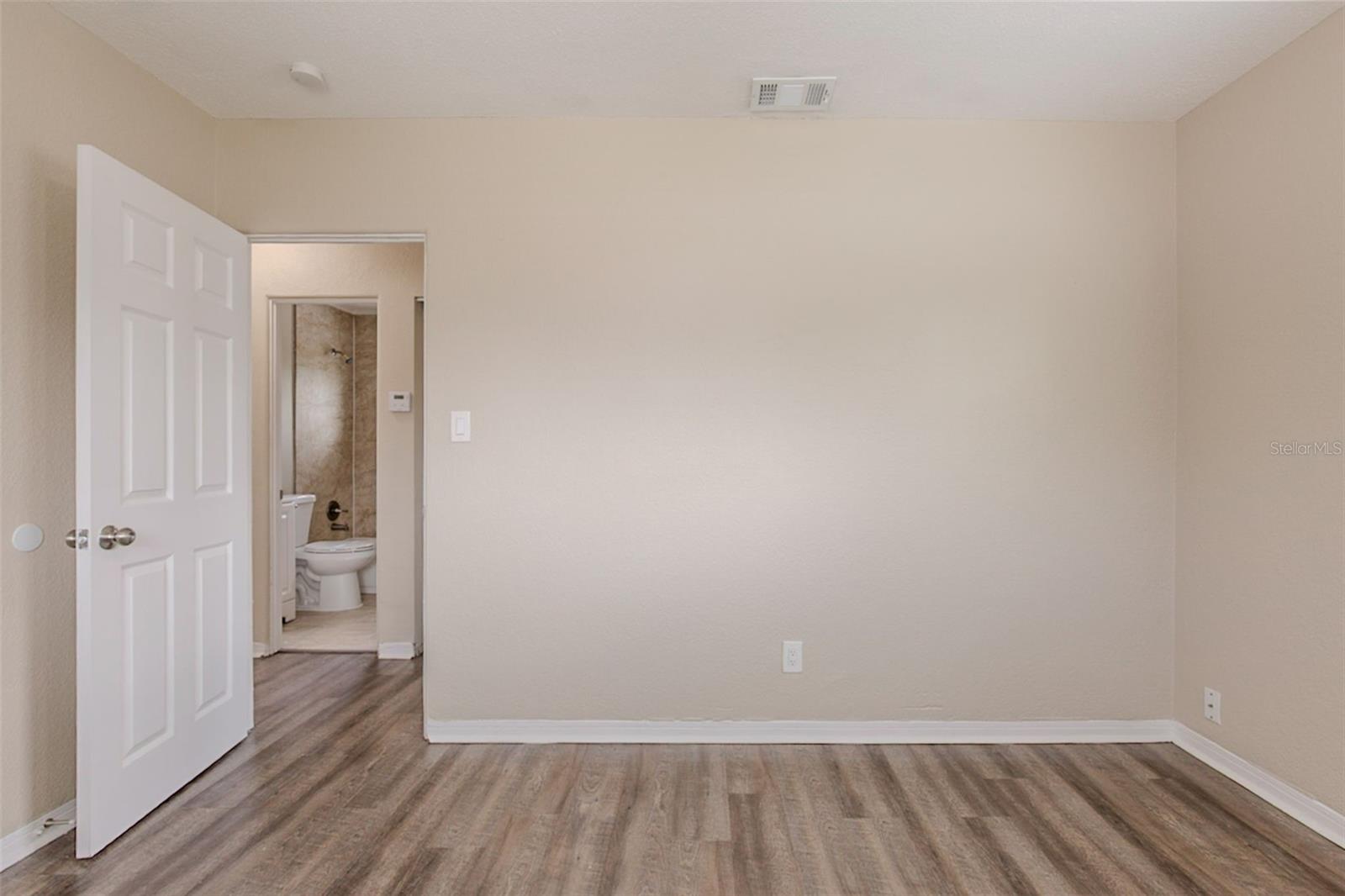 4111 13TH AVE S, ST PETERSBURG, FL — photo 19