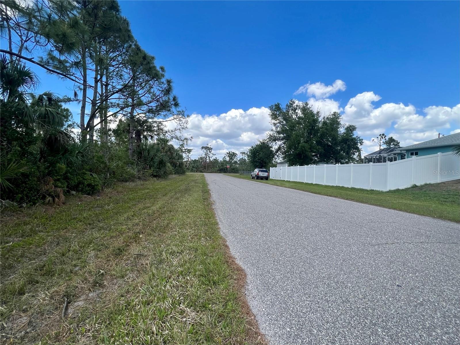 4441 HOBSON ST, PORT CHARLOTTE, FL — photo 2