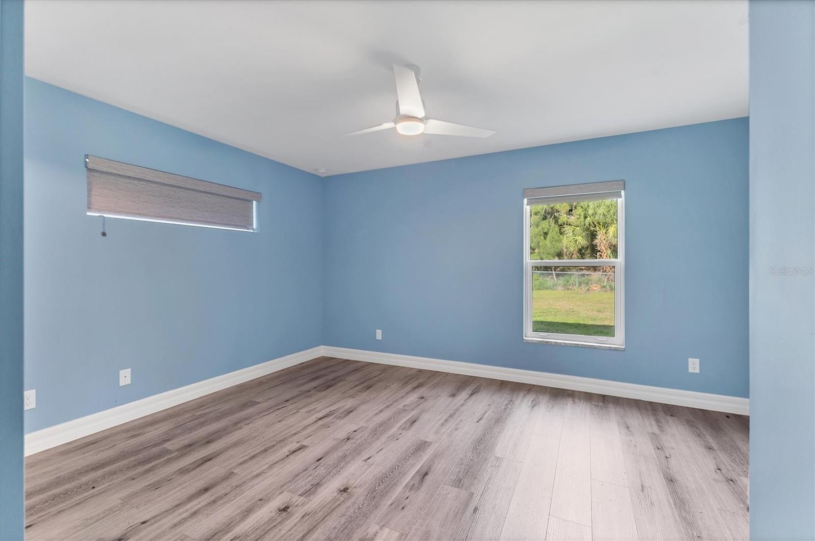 352 GLENWOOD AVE, OSPREY, FL — photo 13